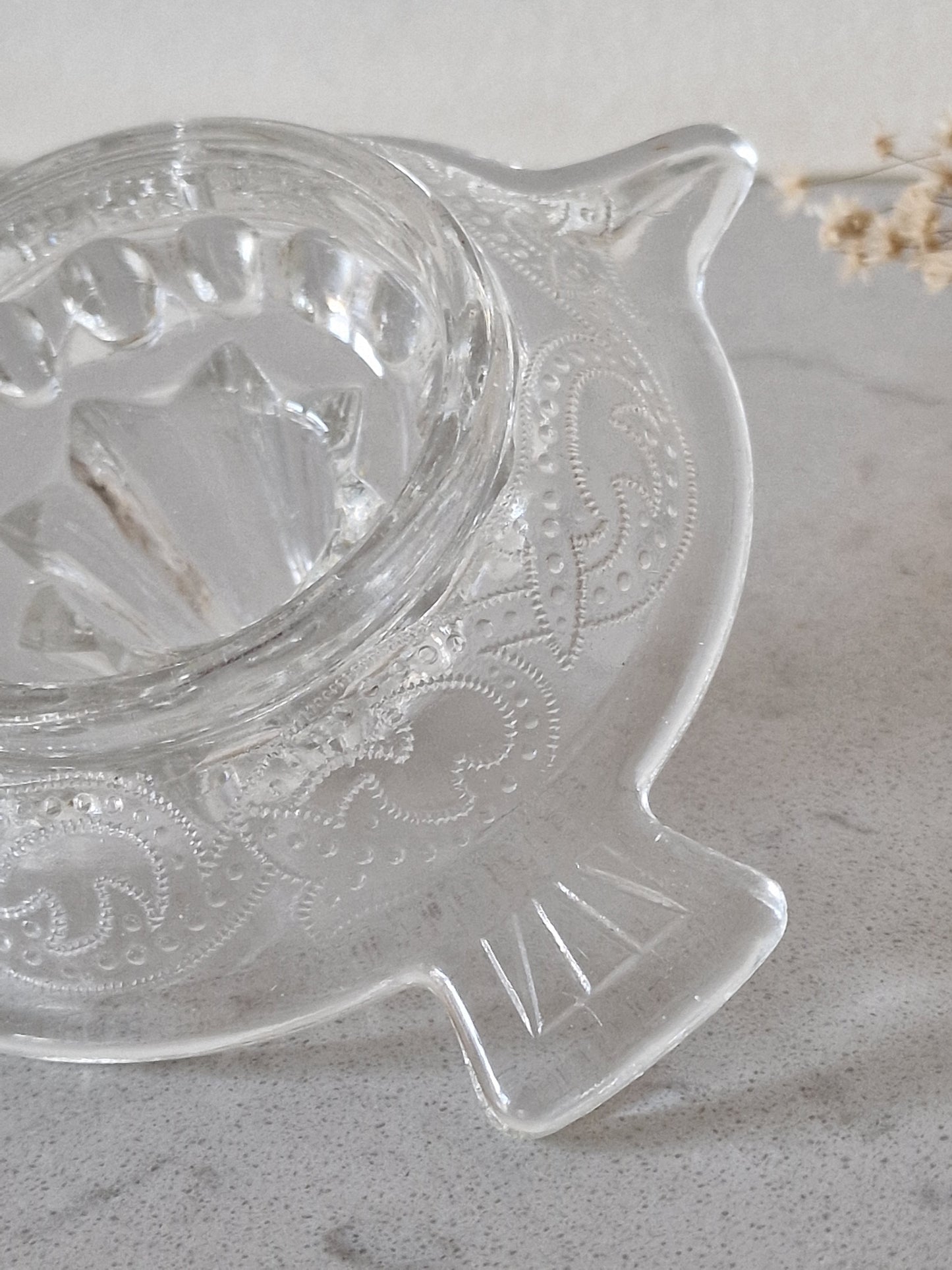 Koristeellinen sitruspuristin