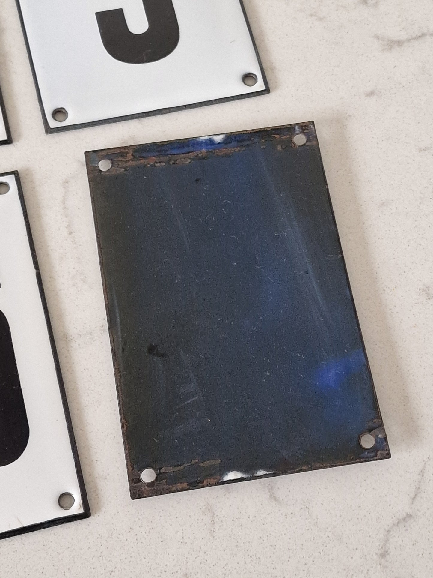 Emaliset numerokyltit