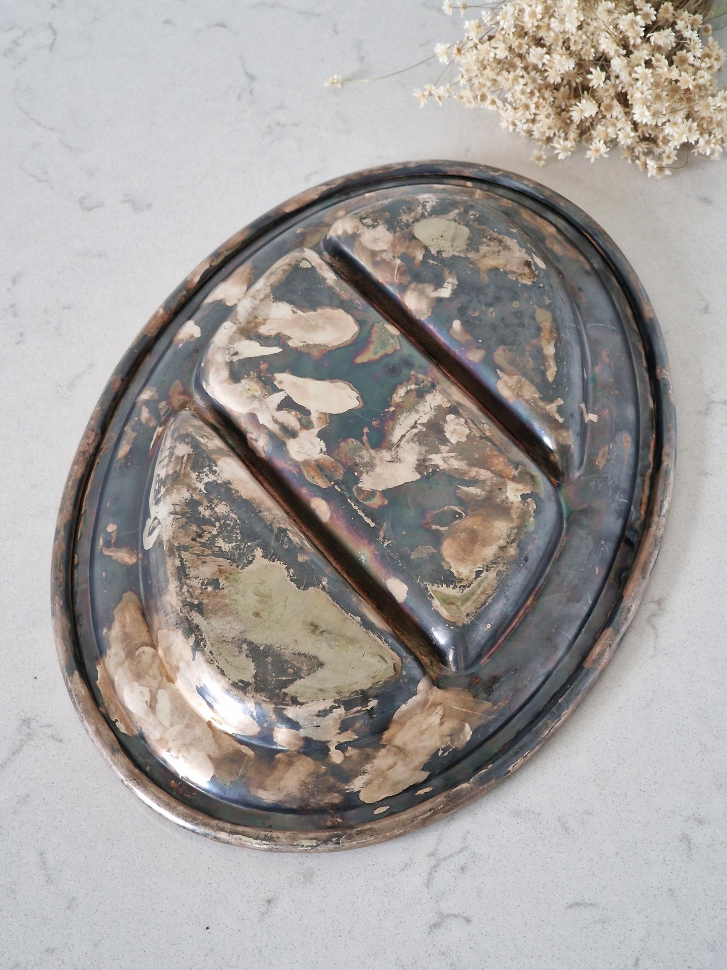 Dutch serving dish
