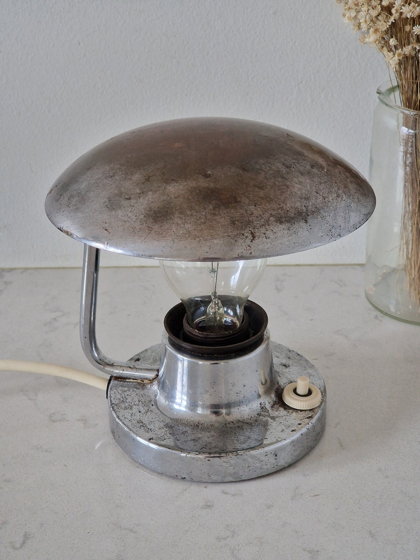 Vintage-tattivalaisin