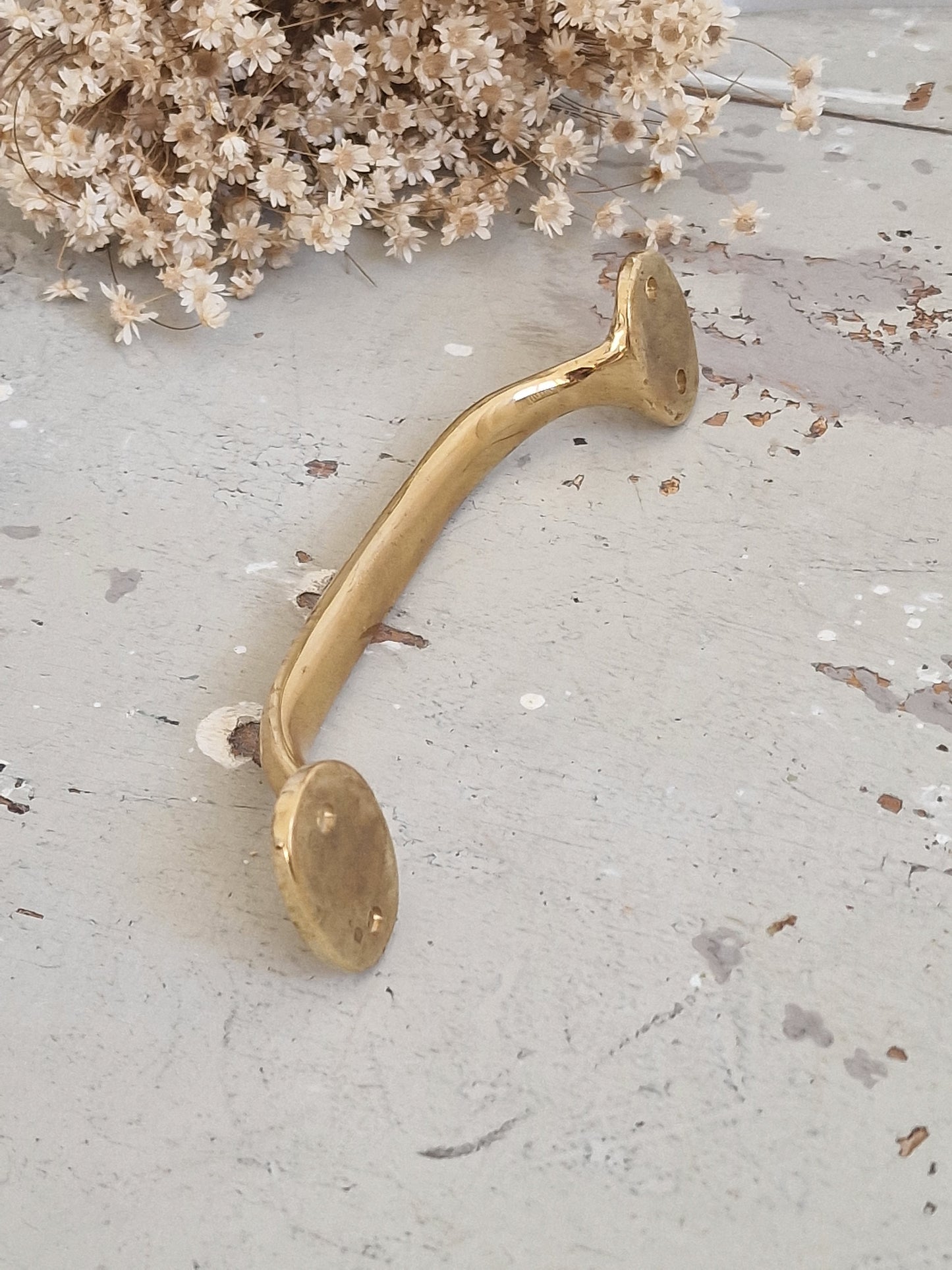 Large brass puller, model early 20th century