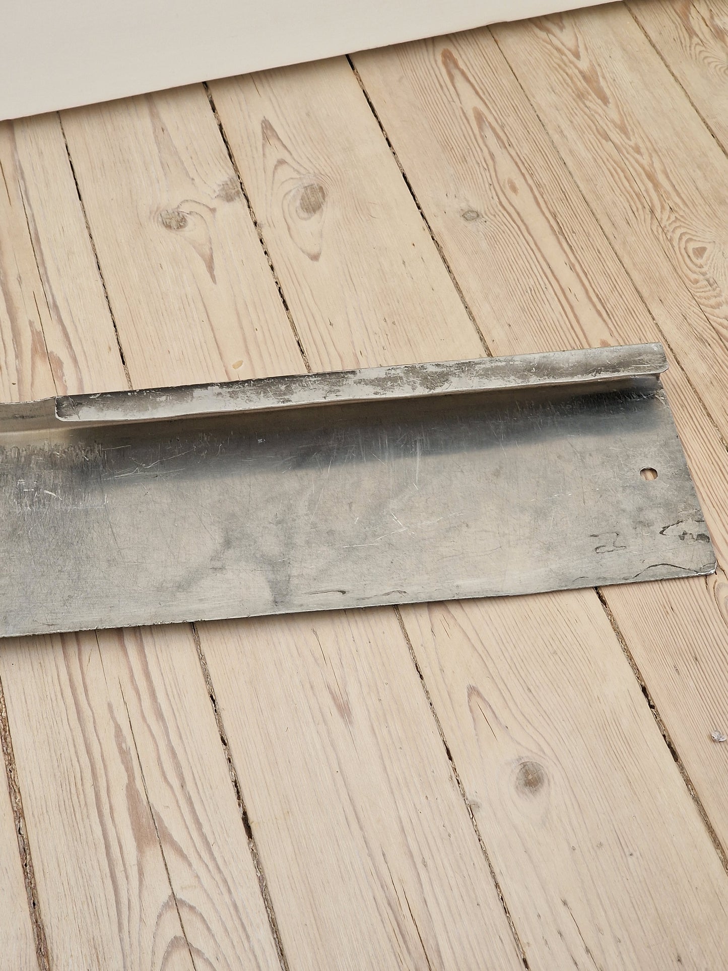 Vanhat linja-auton kyltit