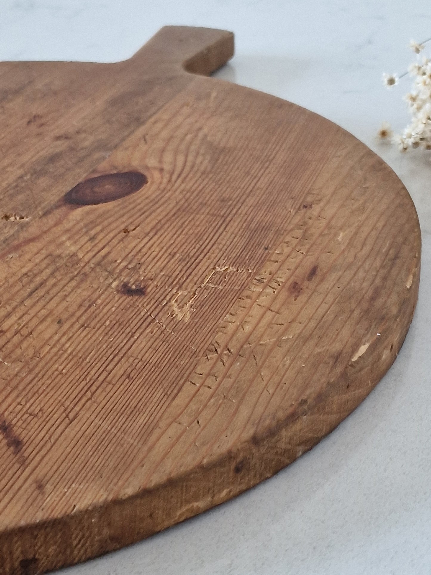 Vanha puinen leikkuulauta