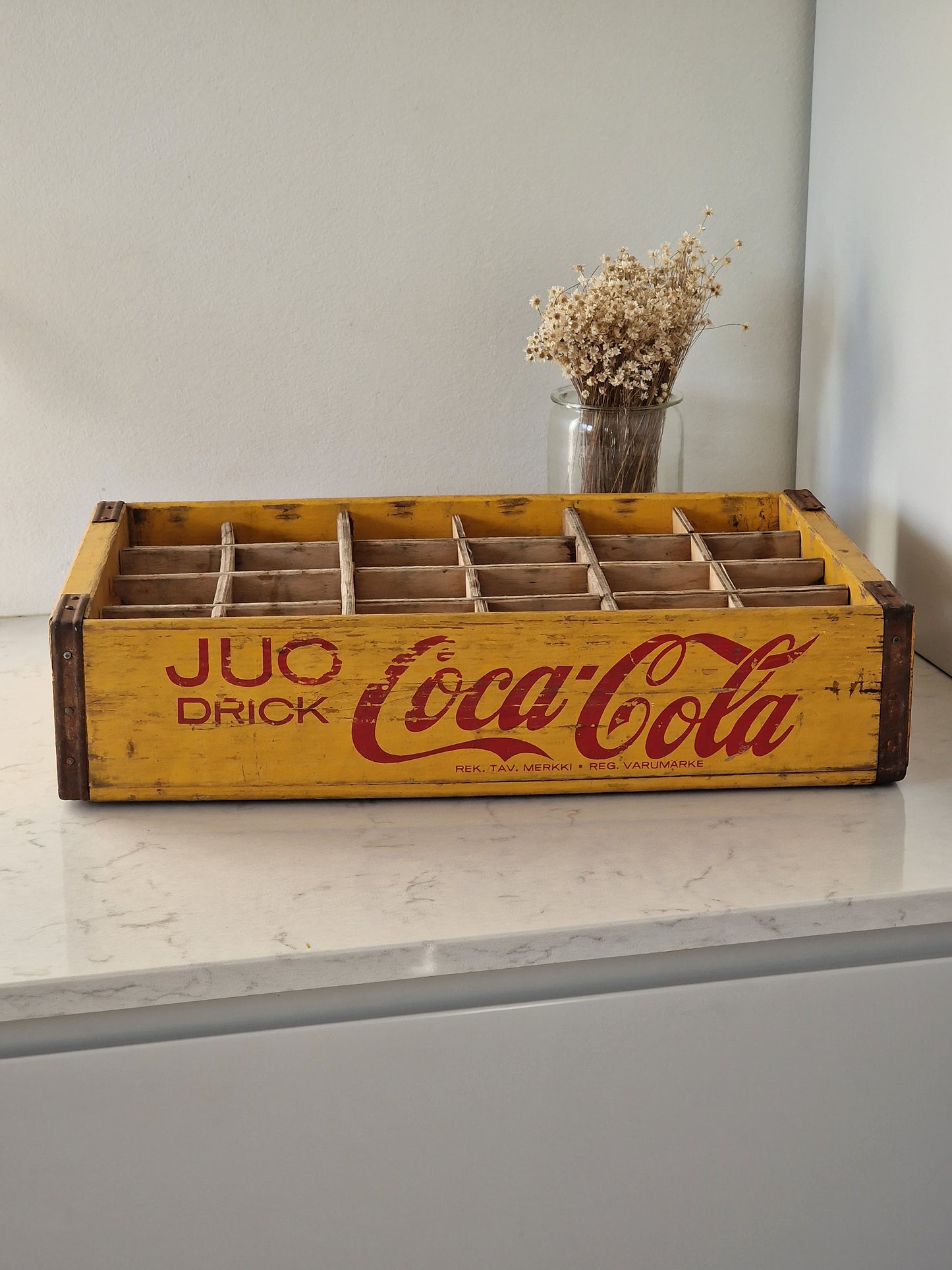 Coca-Cola- ja Pepsi-juomakorit