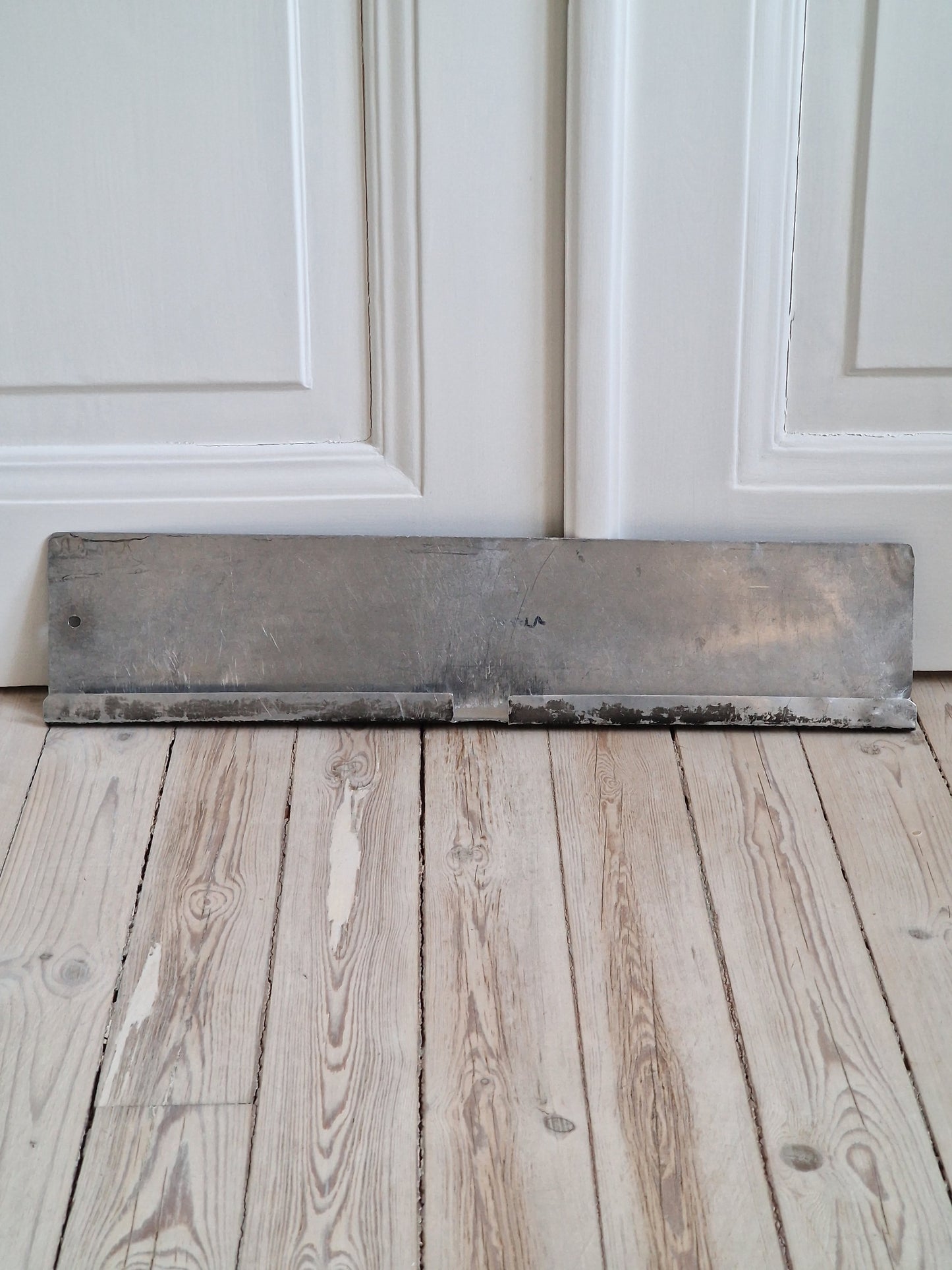 Vanhoja linja-auton kylttejä