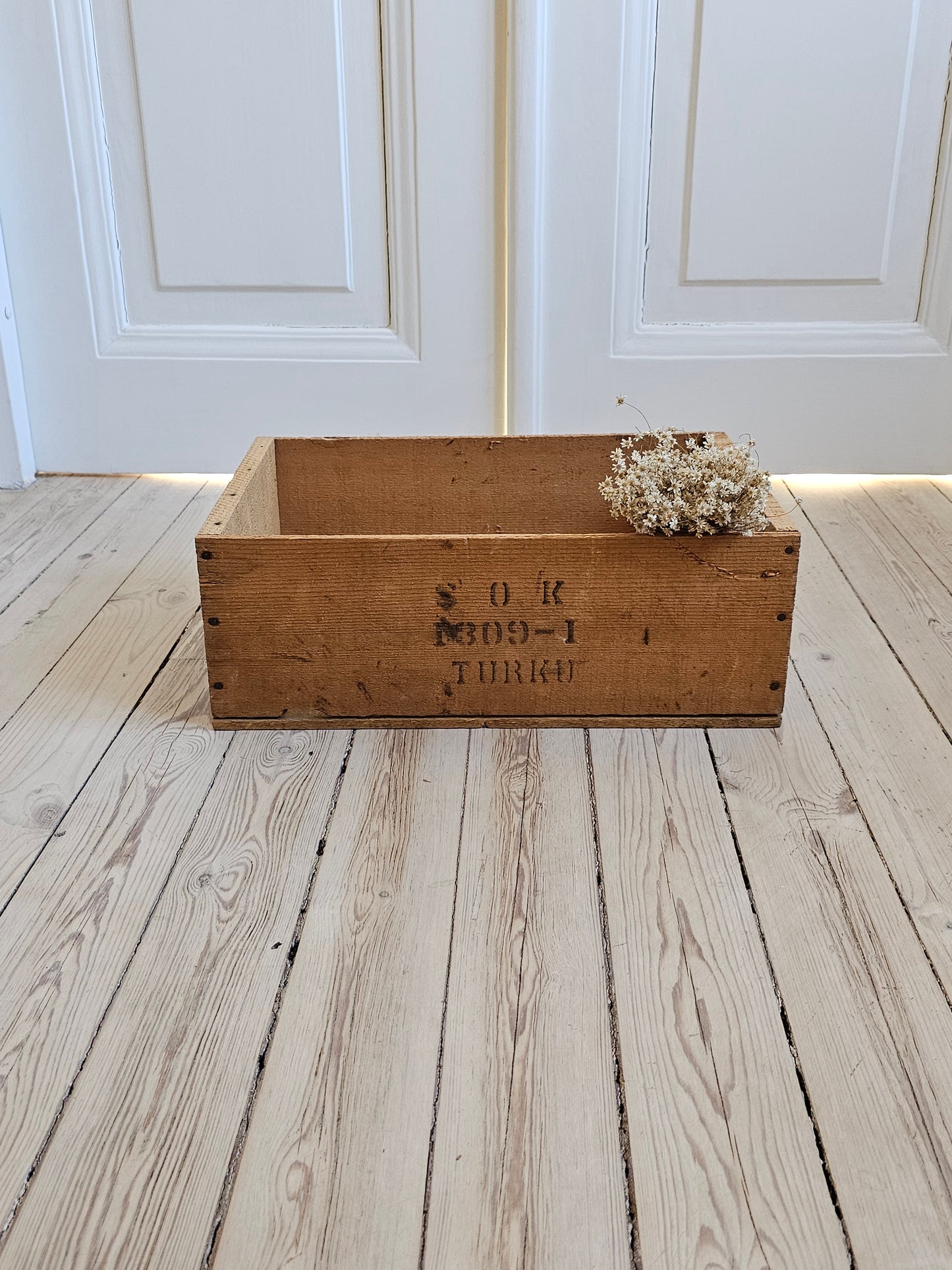 Turku wooden box