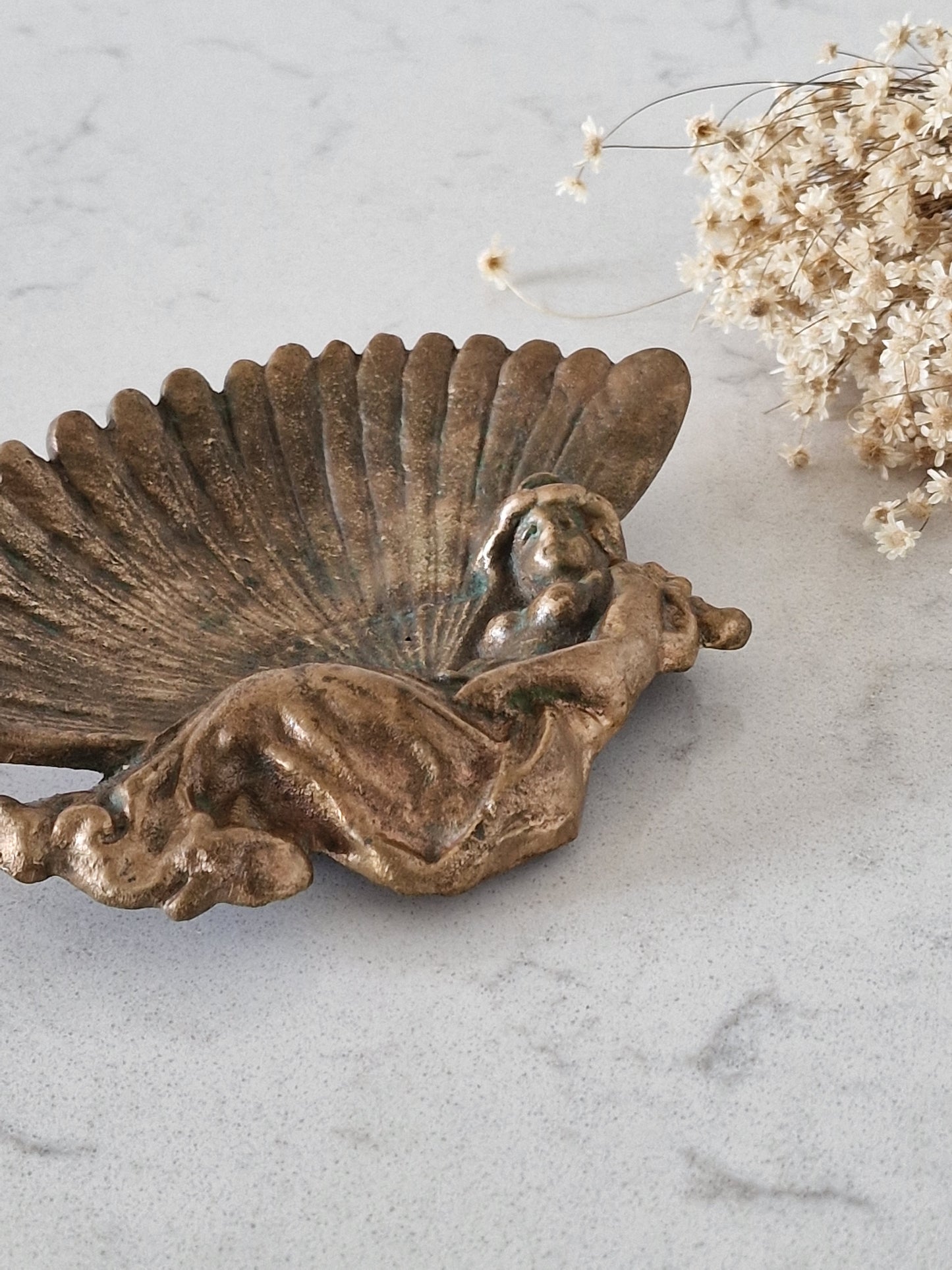 Koristeellinen astia