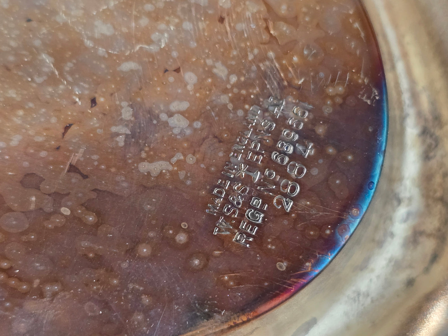 Englantilainen tarjoiluastia