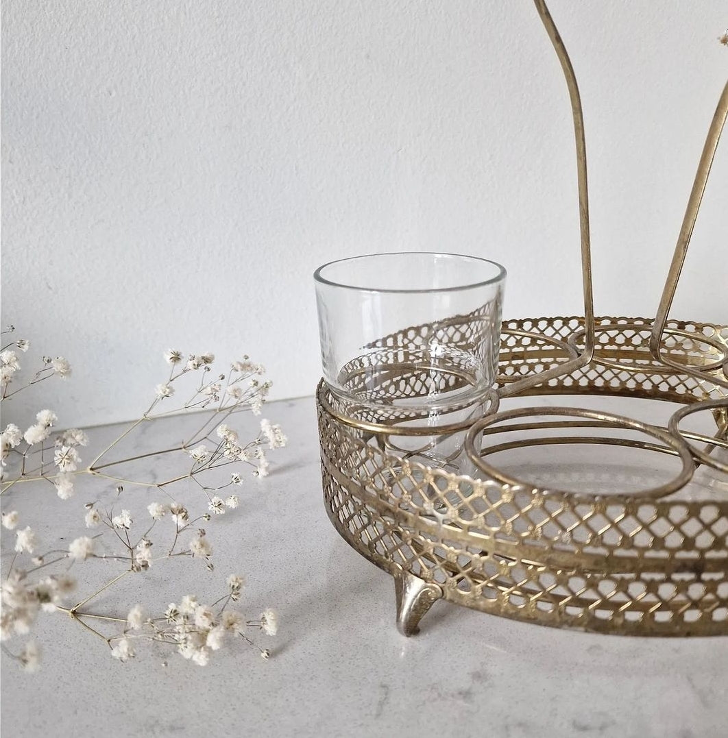 Messinkinen lasiteline