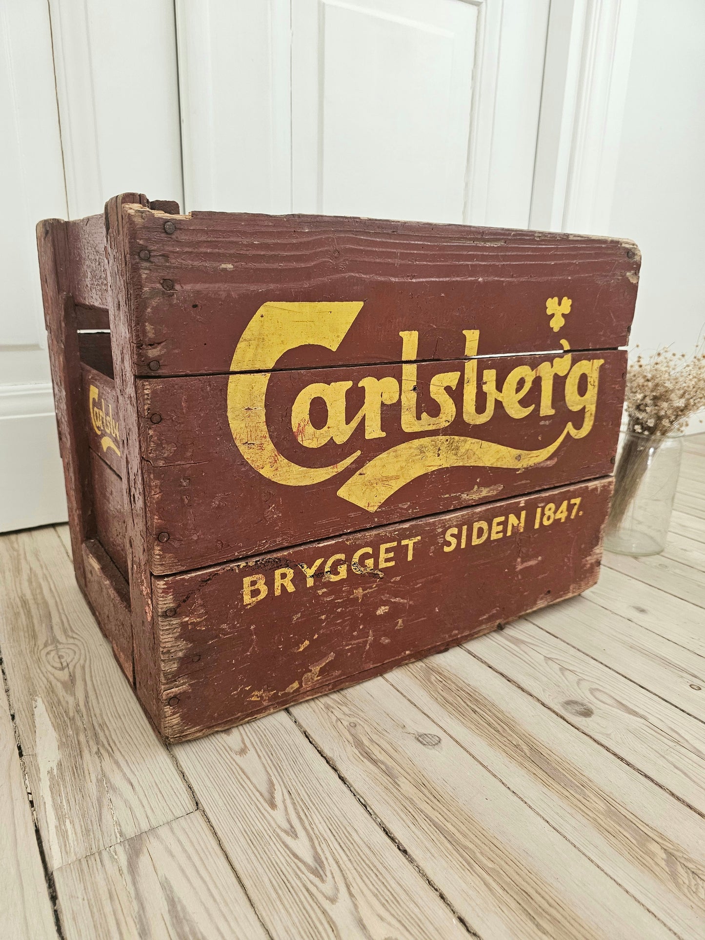 Vanha olutlaatikko carlsberg