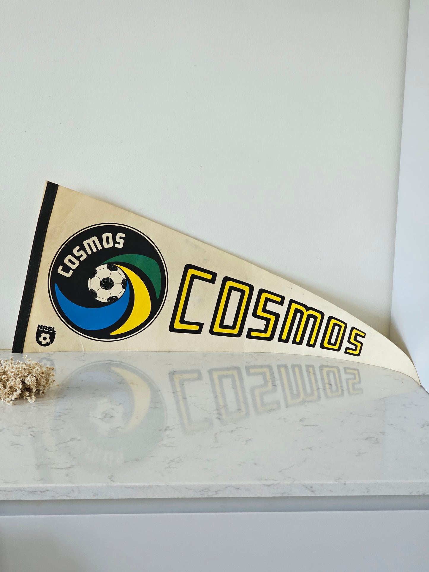 Urheilujoukkueiden vintage viirit, New York Cosmos NASL