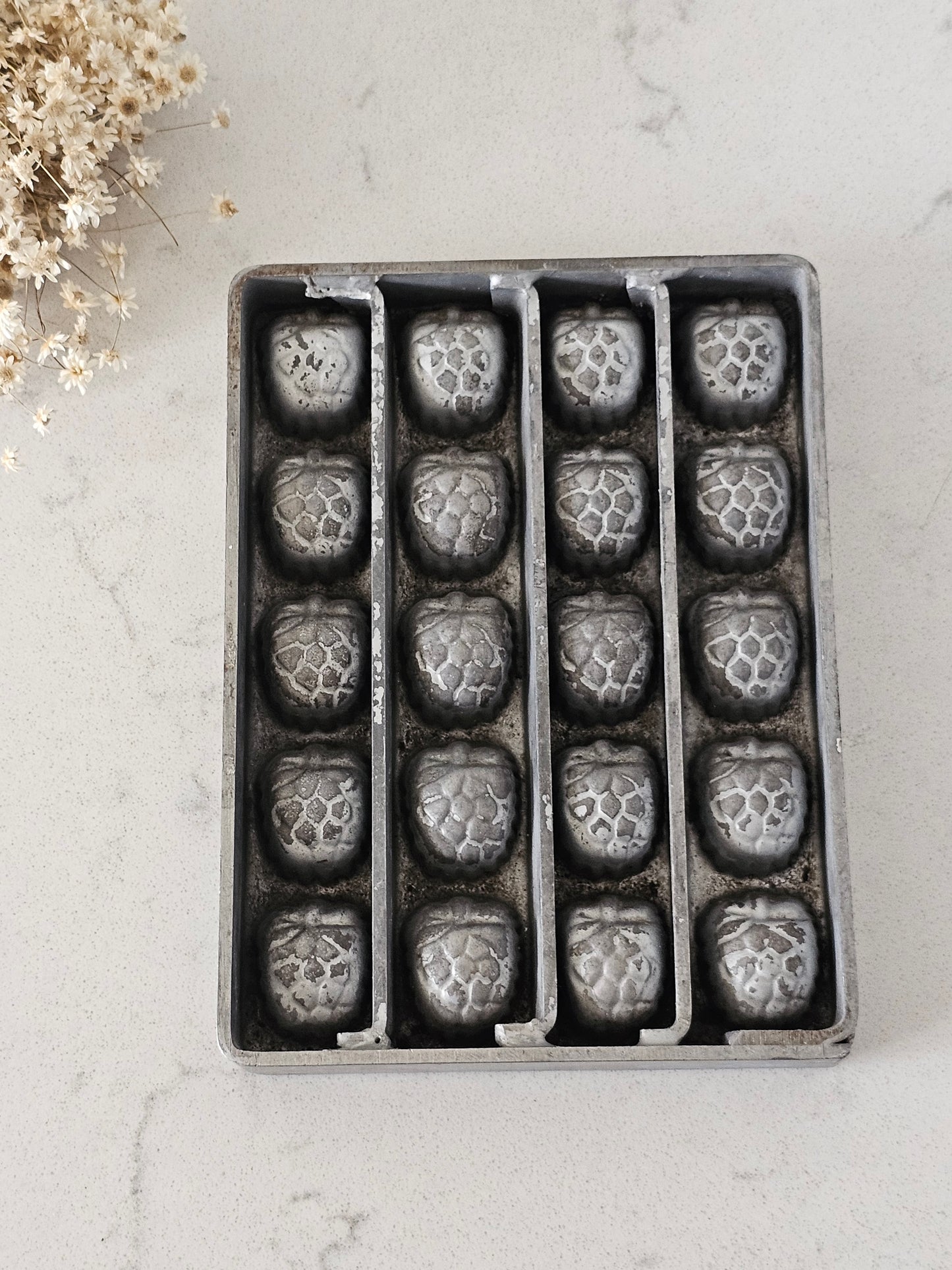 Rautainen karamellimuotti