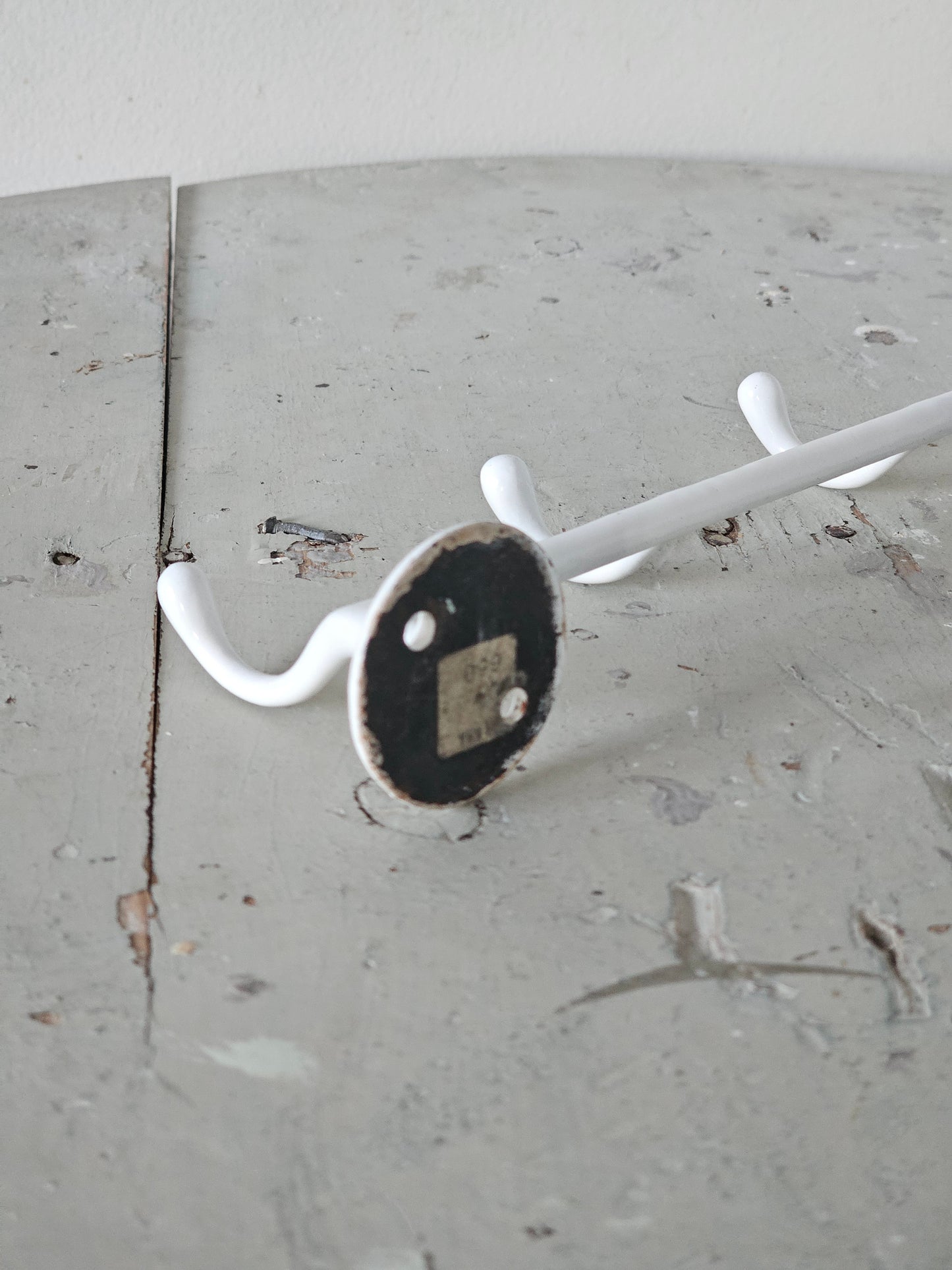 Wärtsilän emaloitu naulakko 4-koukkuinen