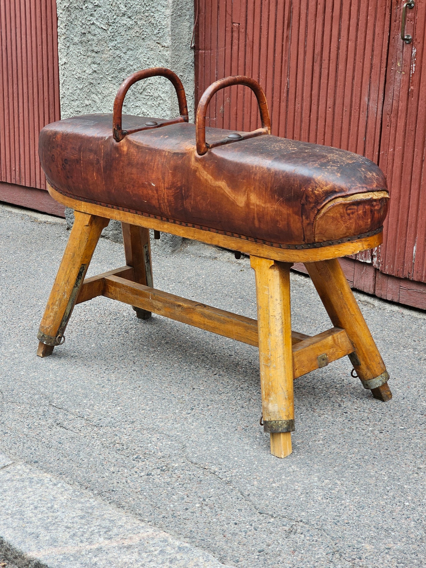 Vanha voimisteluhevonen