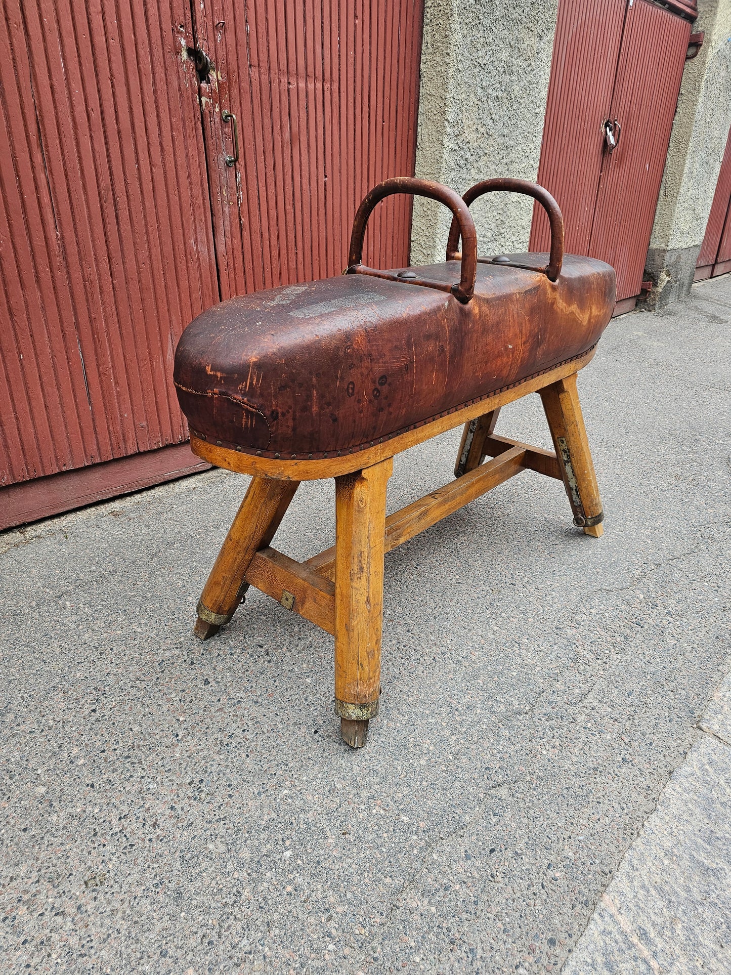 Vanha jumppahevonen