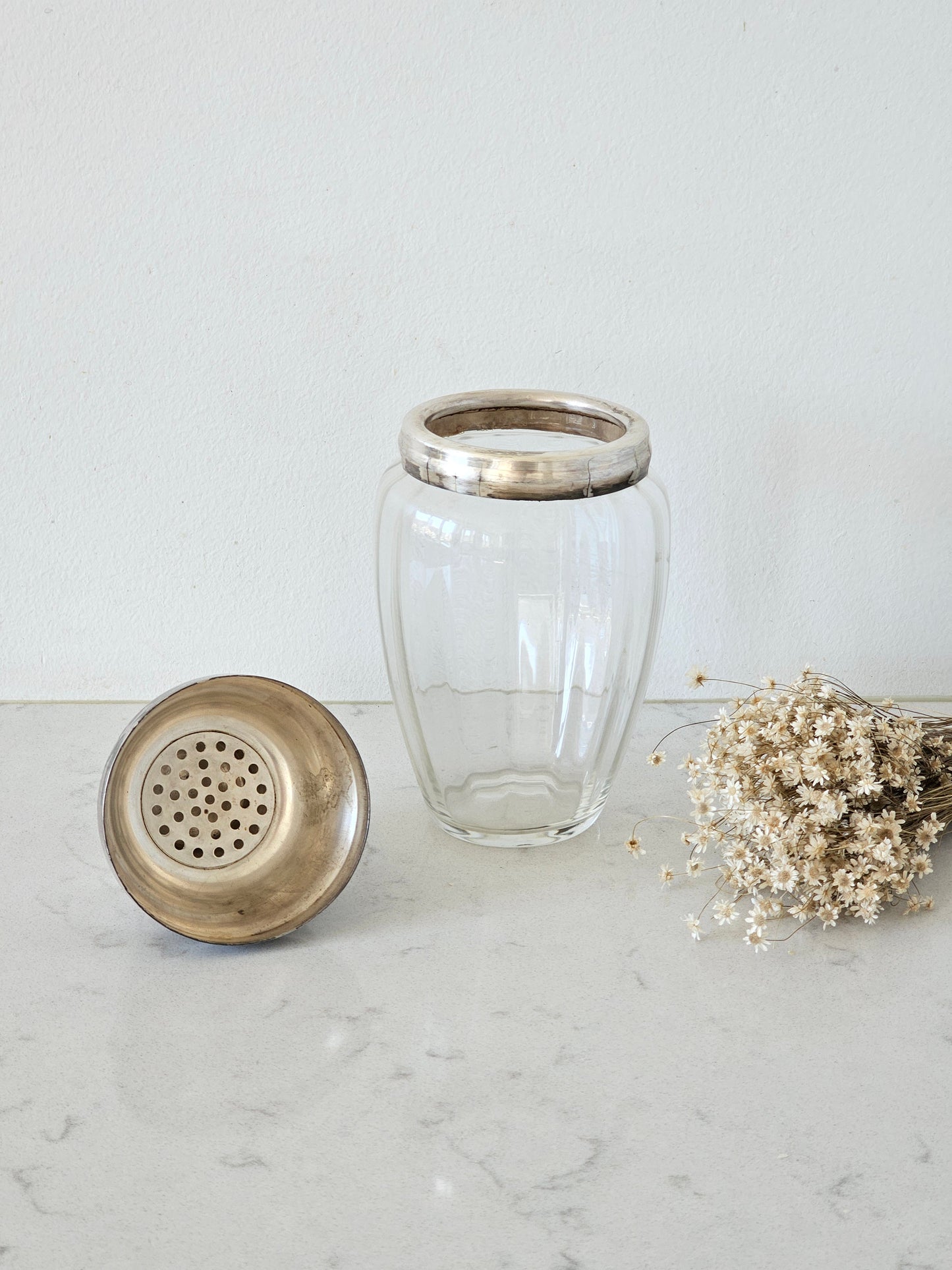 Shaker