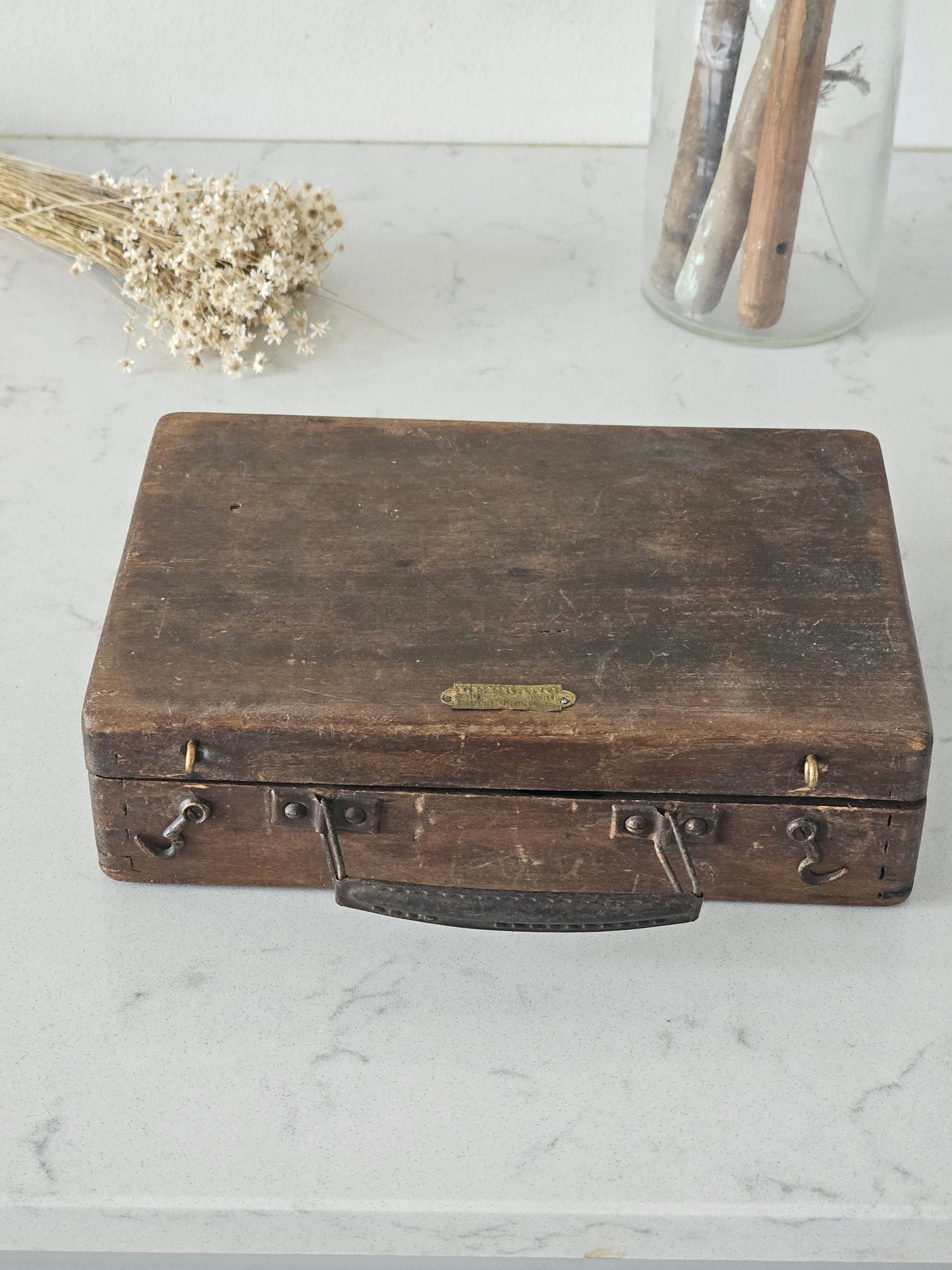 Vanhat antiikki maalarin välineet, vintage Helsinki