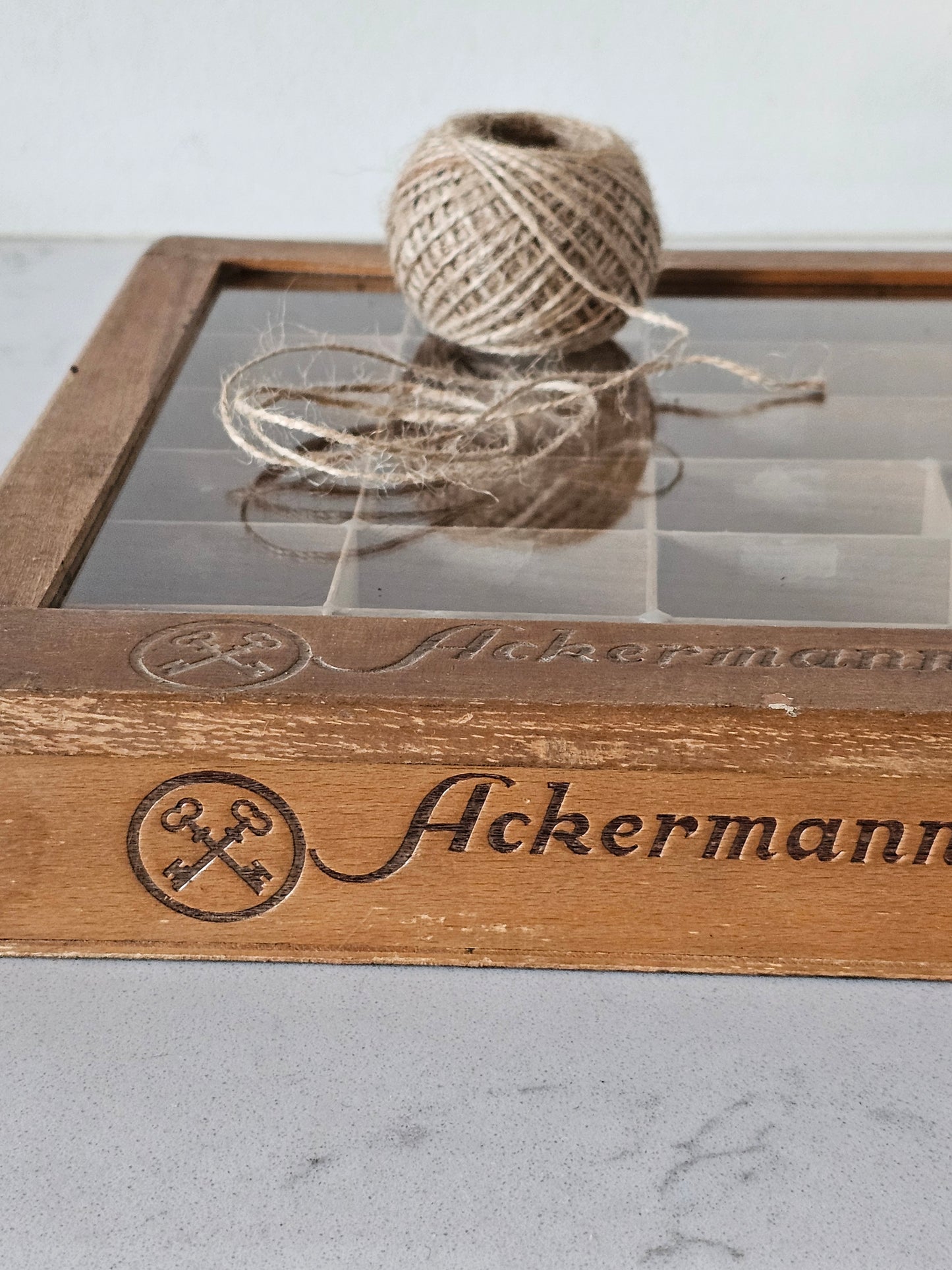 Ackermann's lankalaatikko, 1940-luku