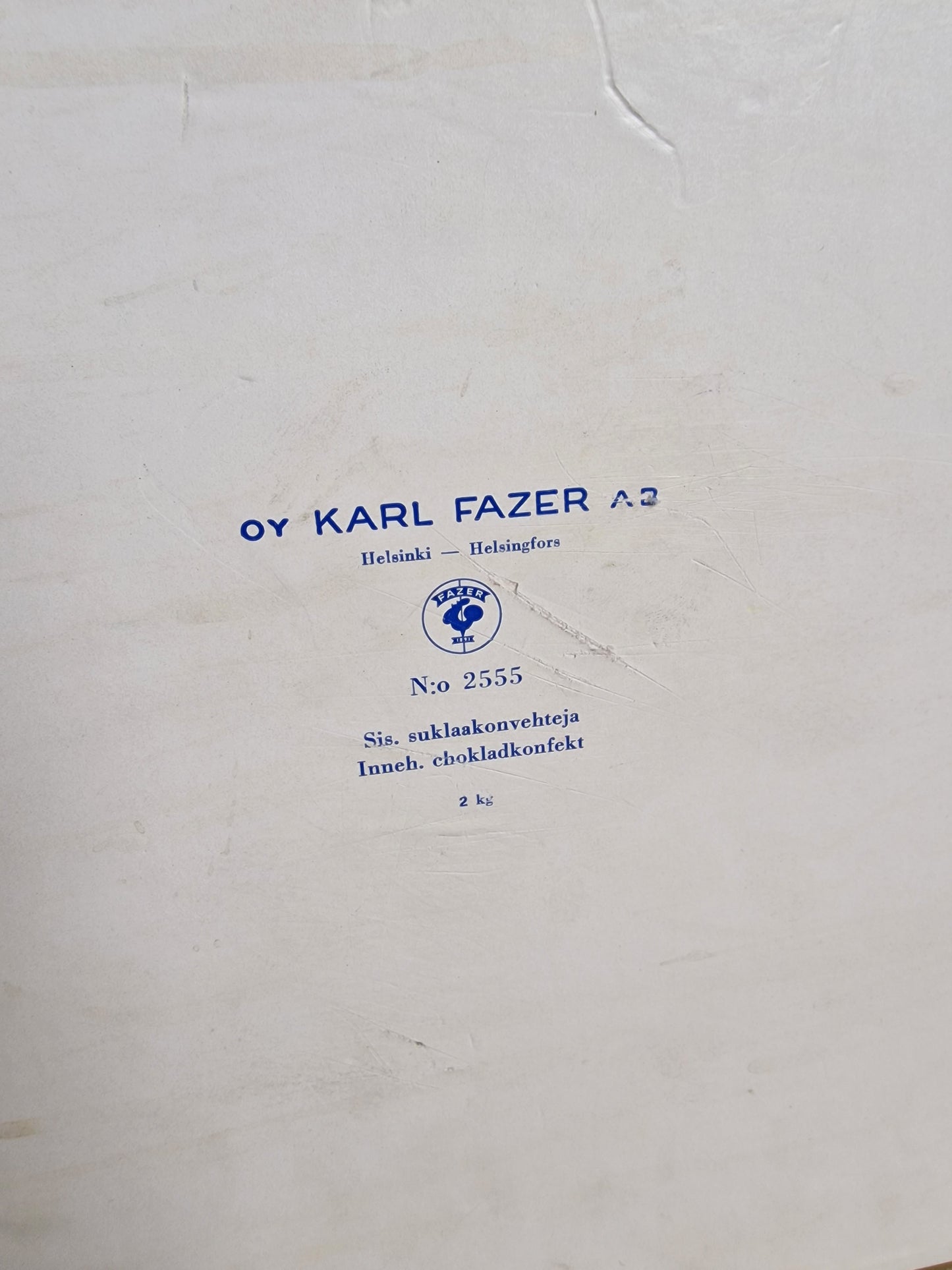 Karl Fazer kangaskantinen suklaakonvehtirasia