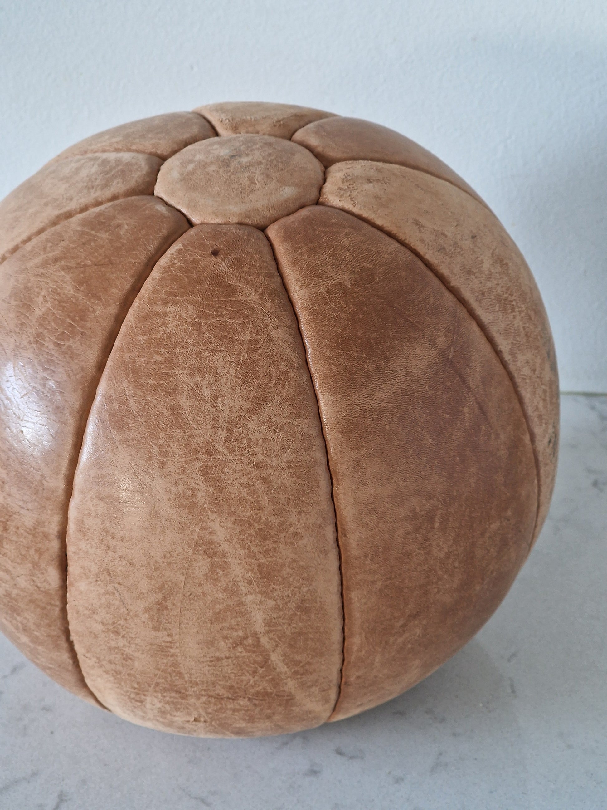 Vintage-kuntopallo, voimistelupallo