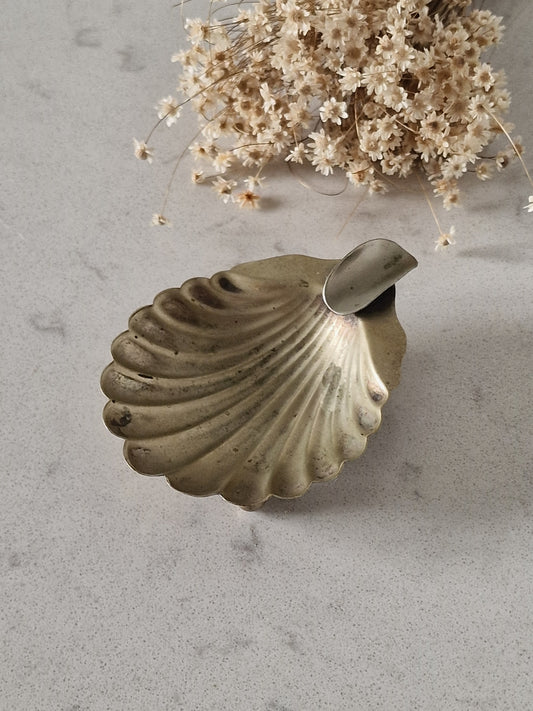 Pieni metallisimpukka