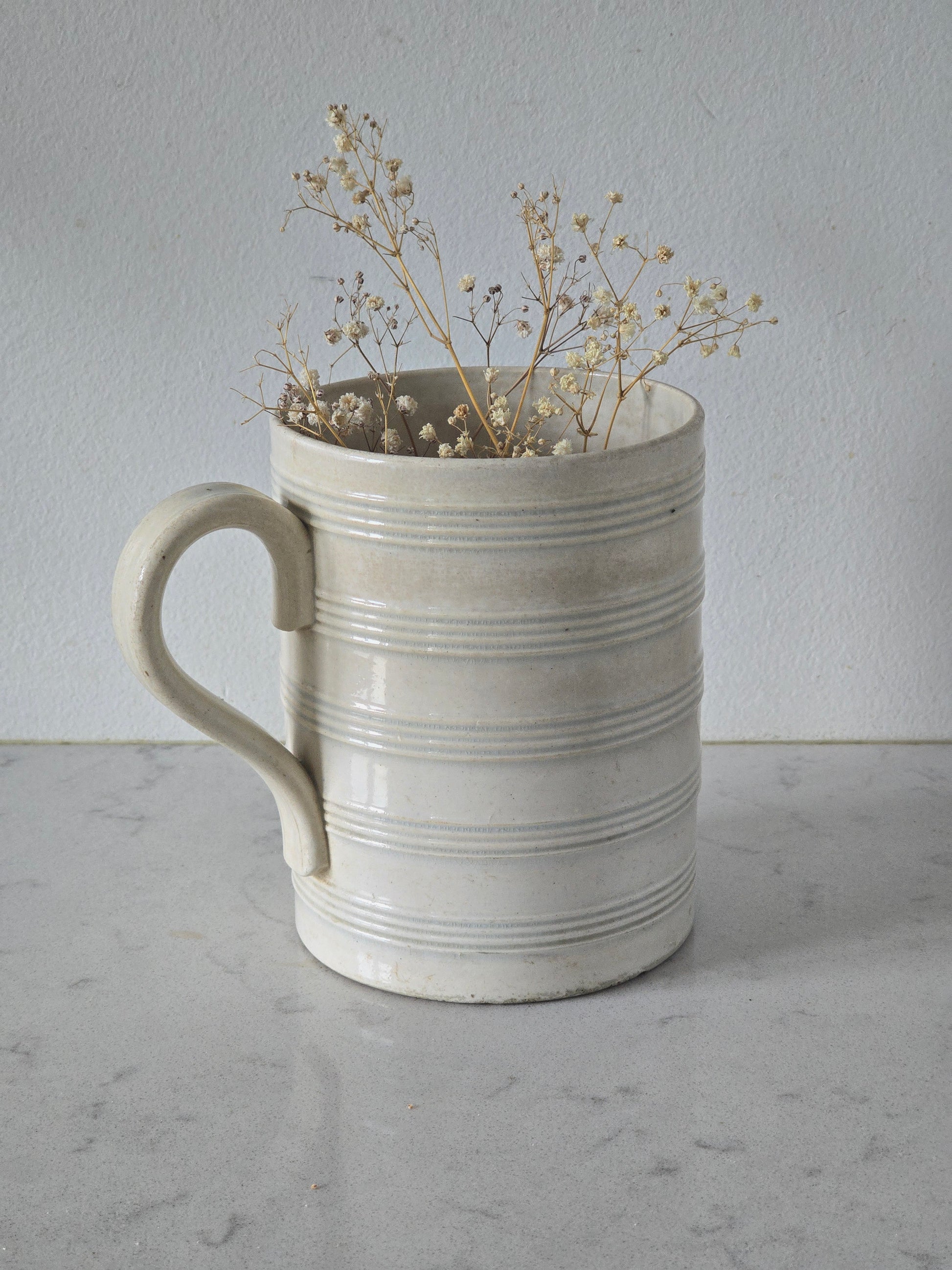 Vanha Arabian tai Villeroy & Bochin tuoppi