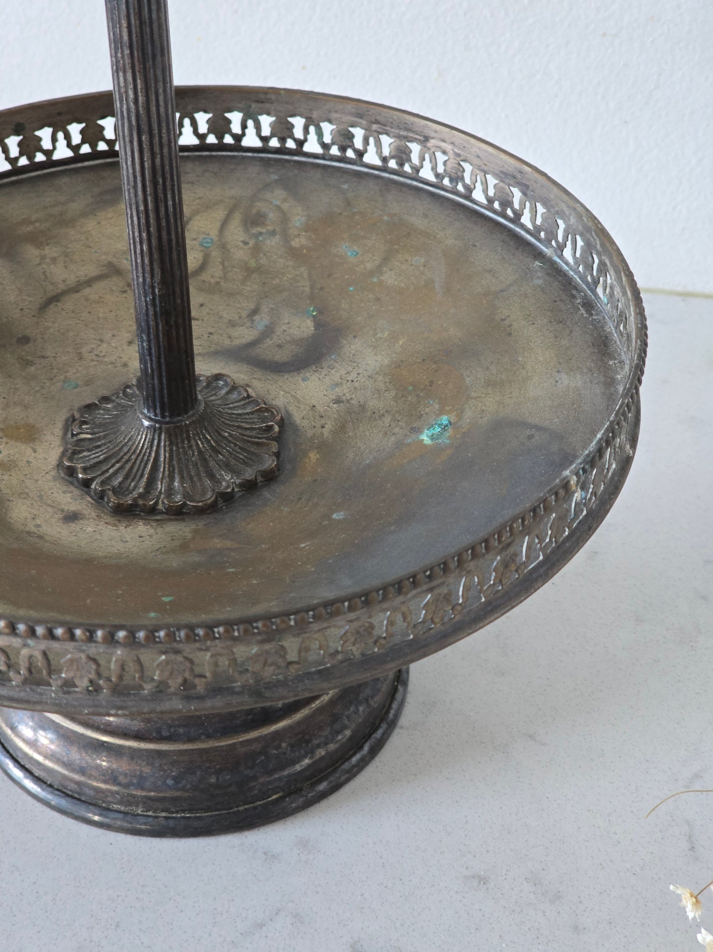 vintage kerrostarjoiluastia Italiasta