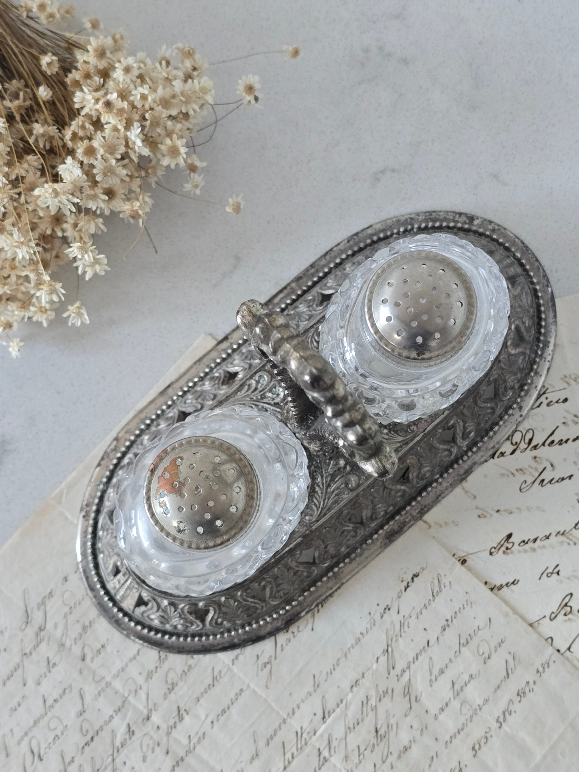 vanha italialainen vintage mausteikko