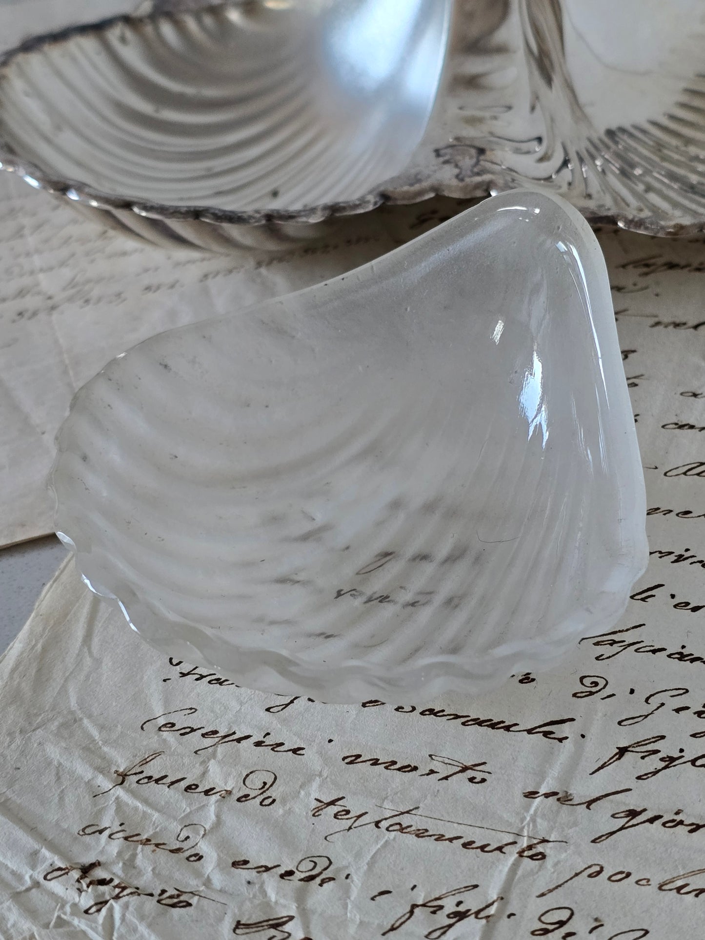 Simpukkatarjoiluastia