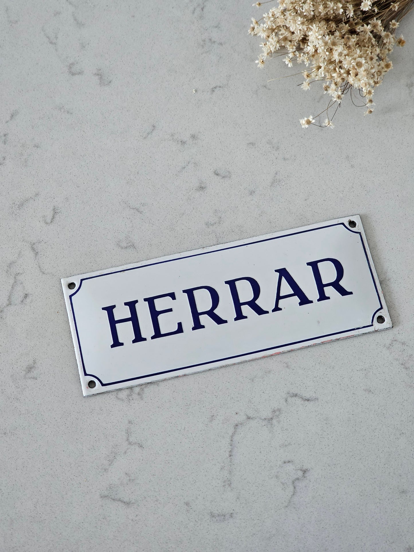 Herrar emalikyltti