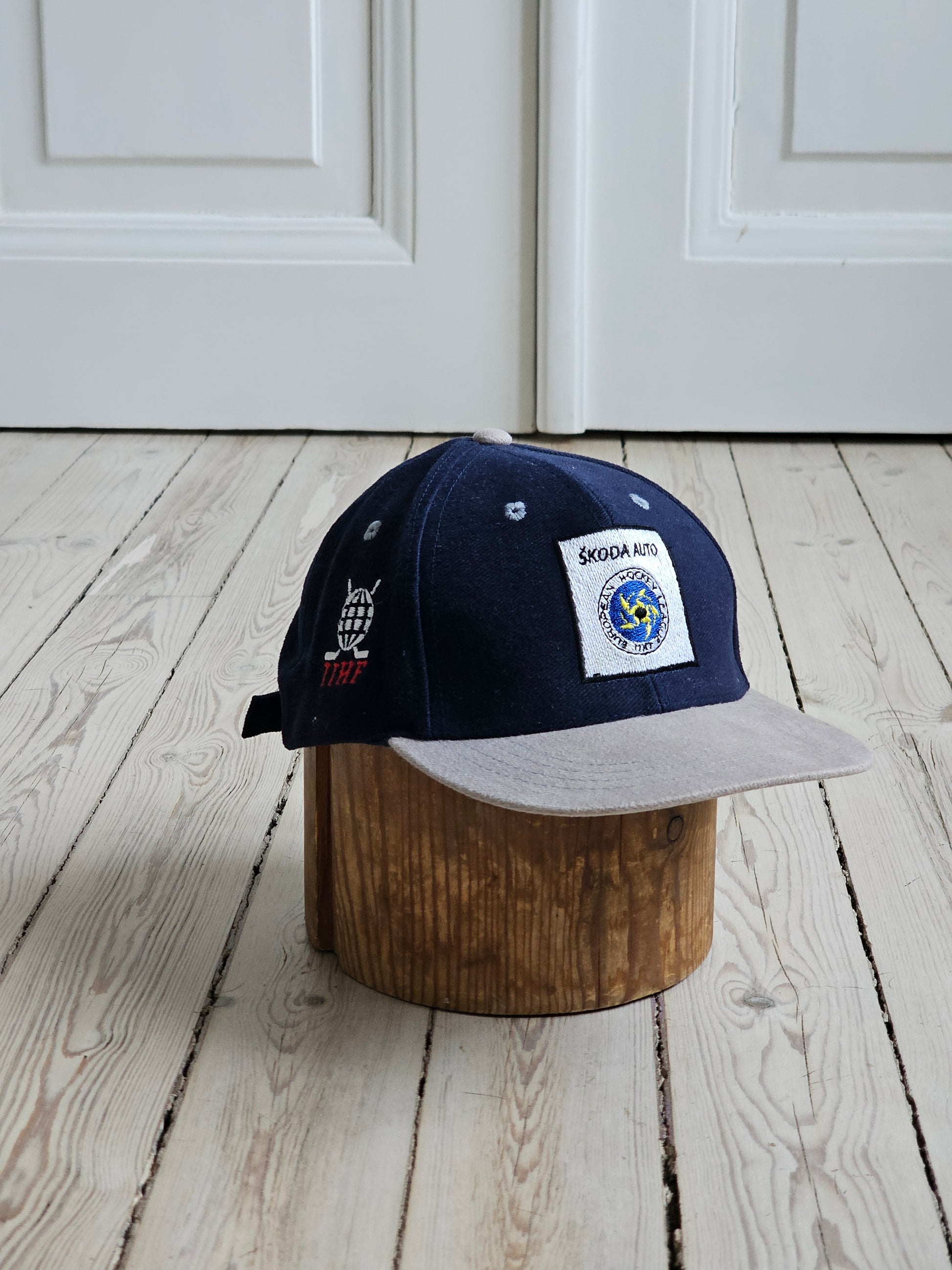 Vintage lippis Euro Hockey Tour 1998