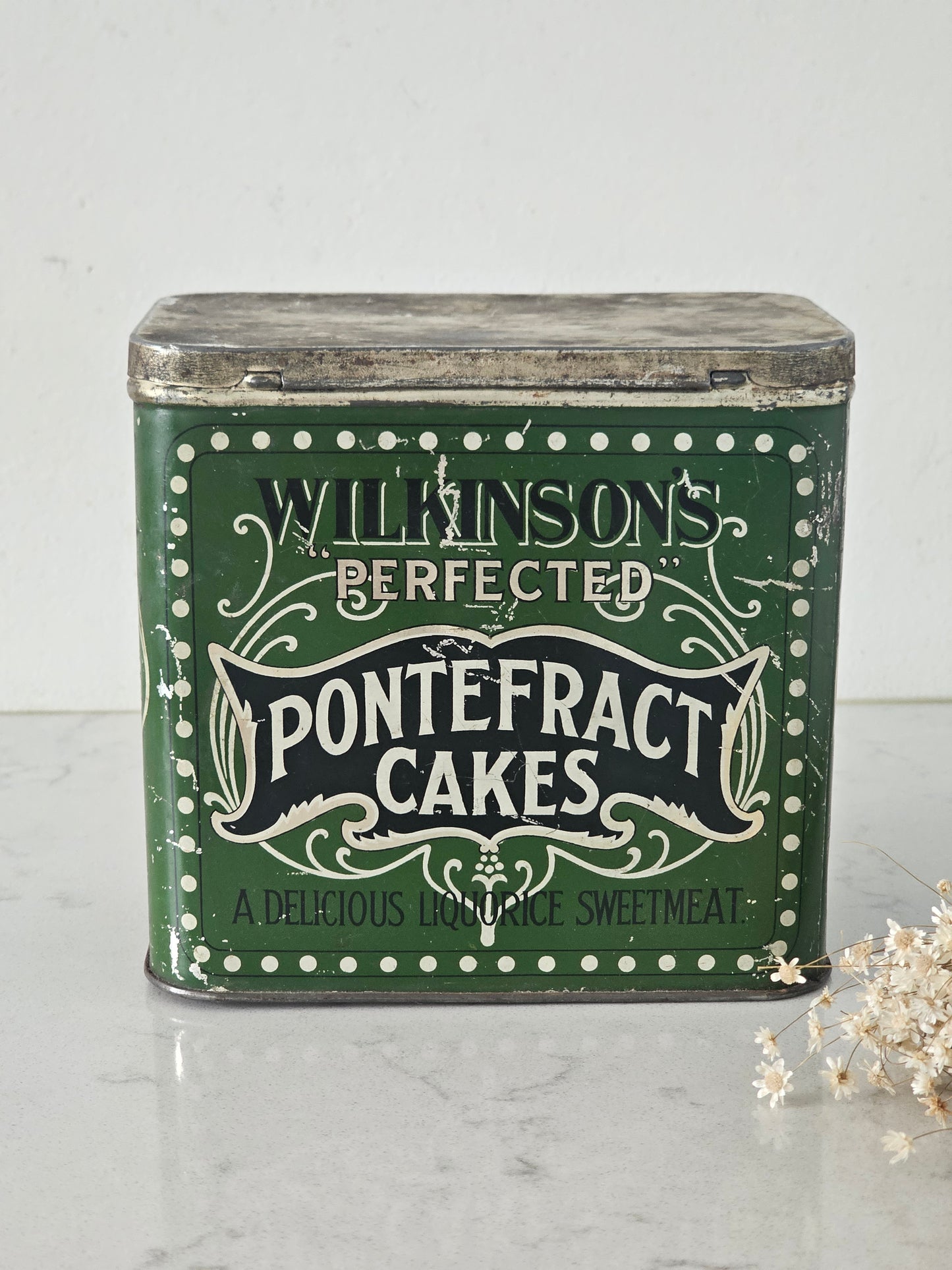 Pontefract cakes-metallilaatikko