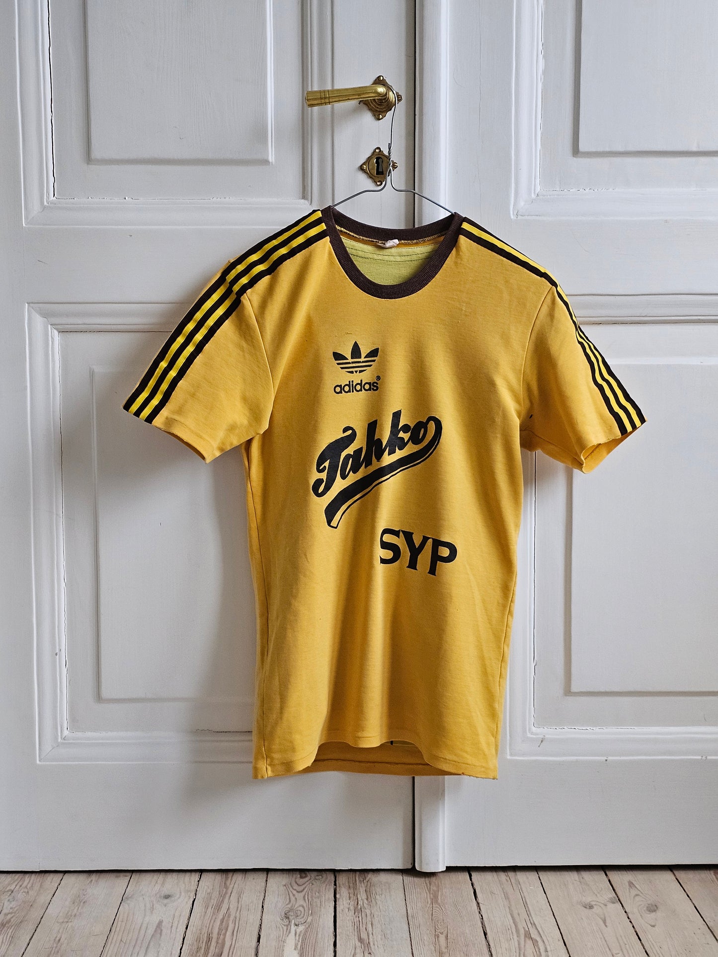 Adidas paita Hyvinkään Tahko 80's