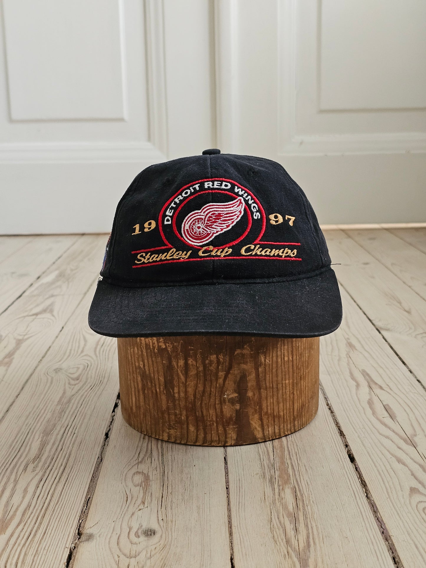 Detroit Red Wings lippis 90's