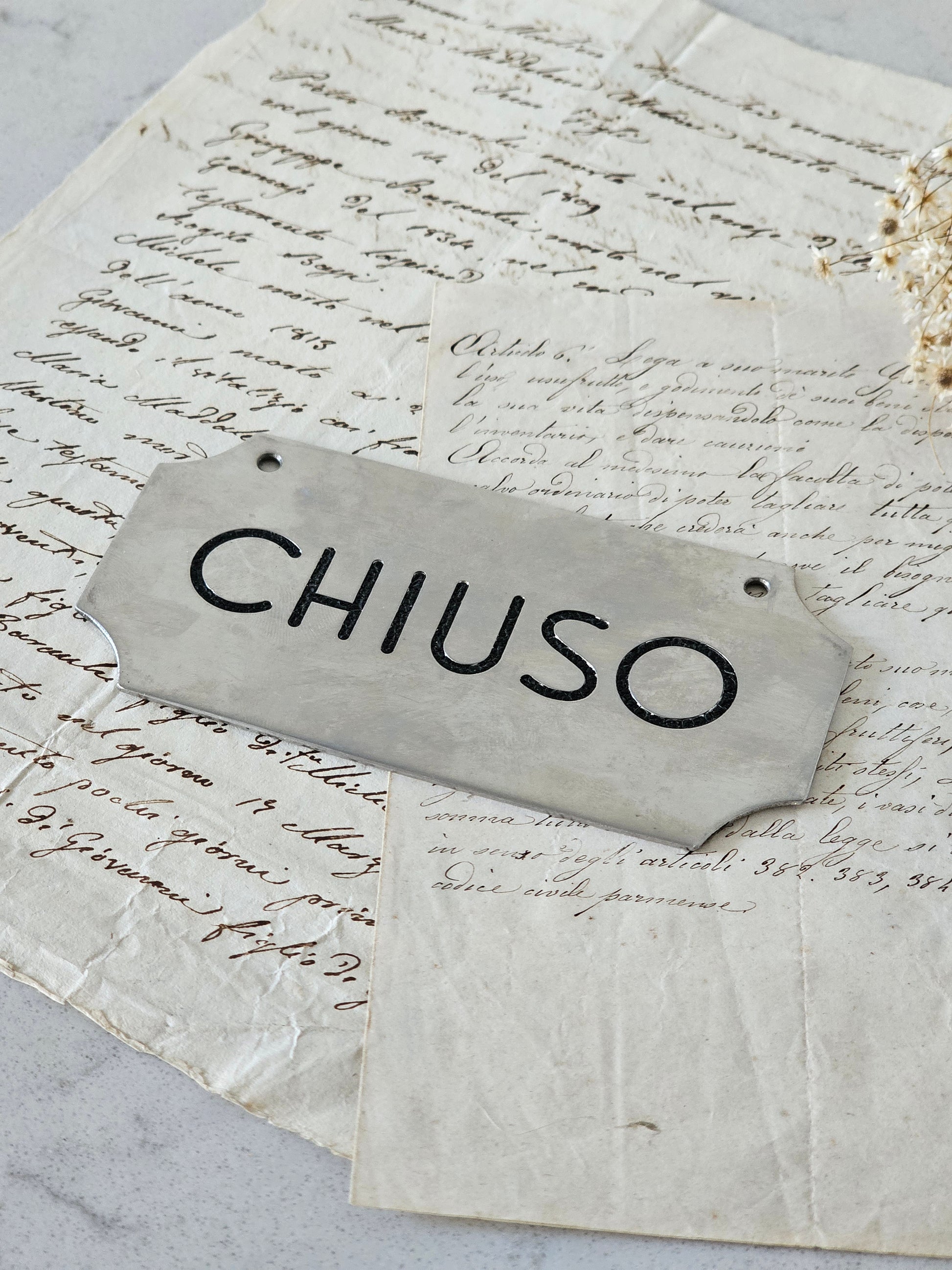 Italialainen vanha metallikyltti CHIUSO "suljettu"