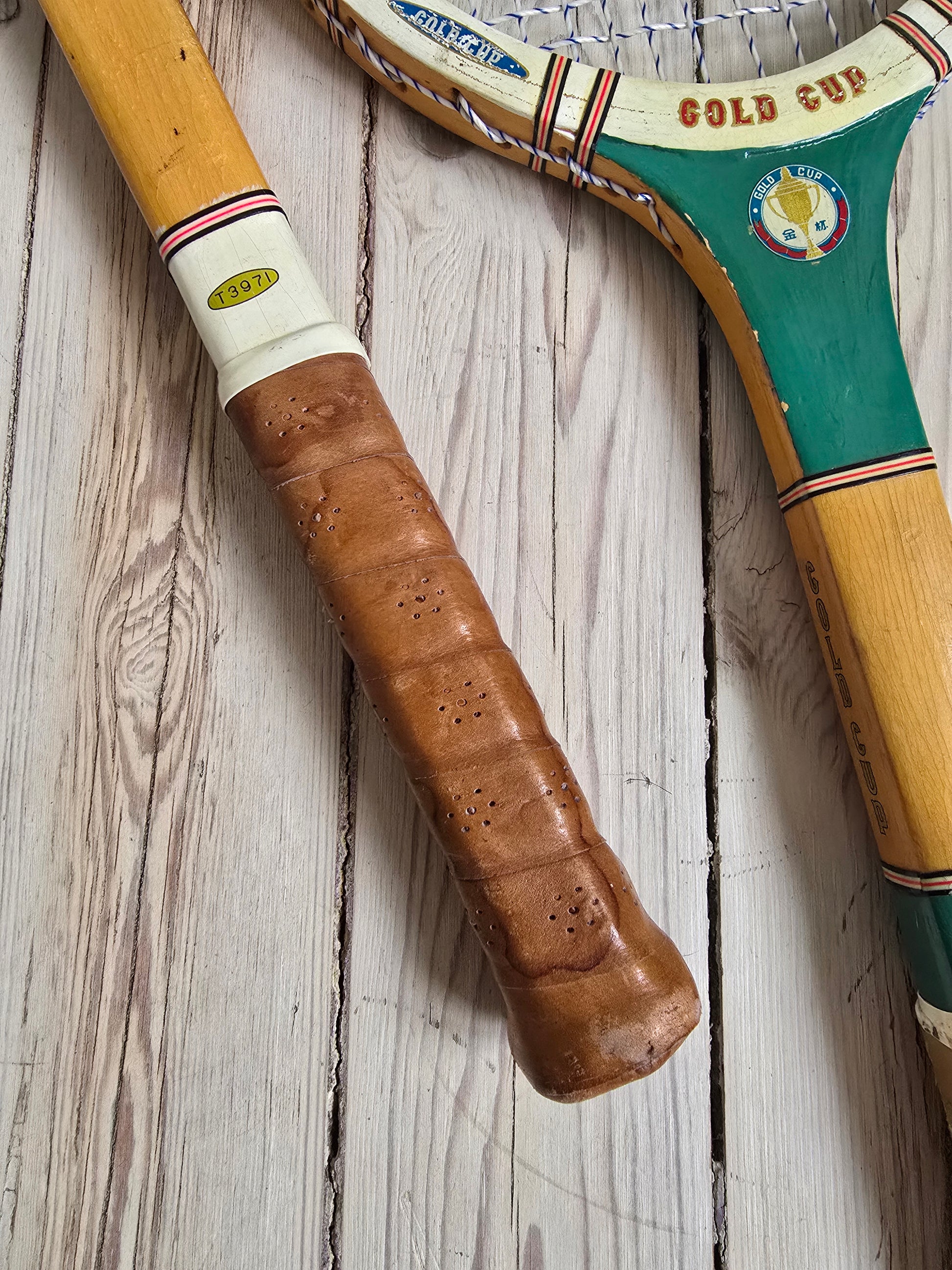 Gold cup vintage-tennismailat 1970-luvulta.