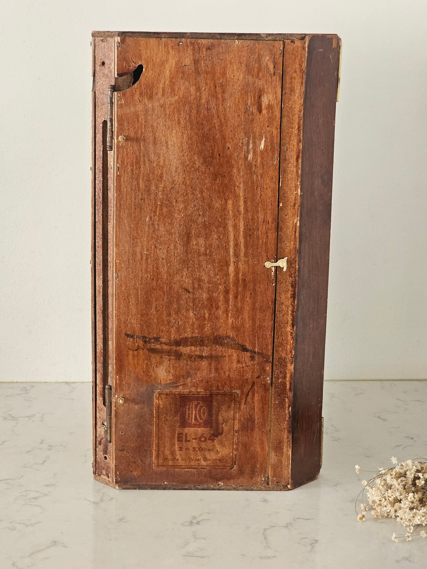 Vanha vintage kaiutin