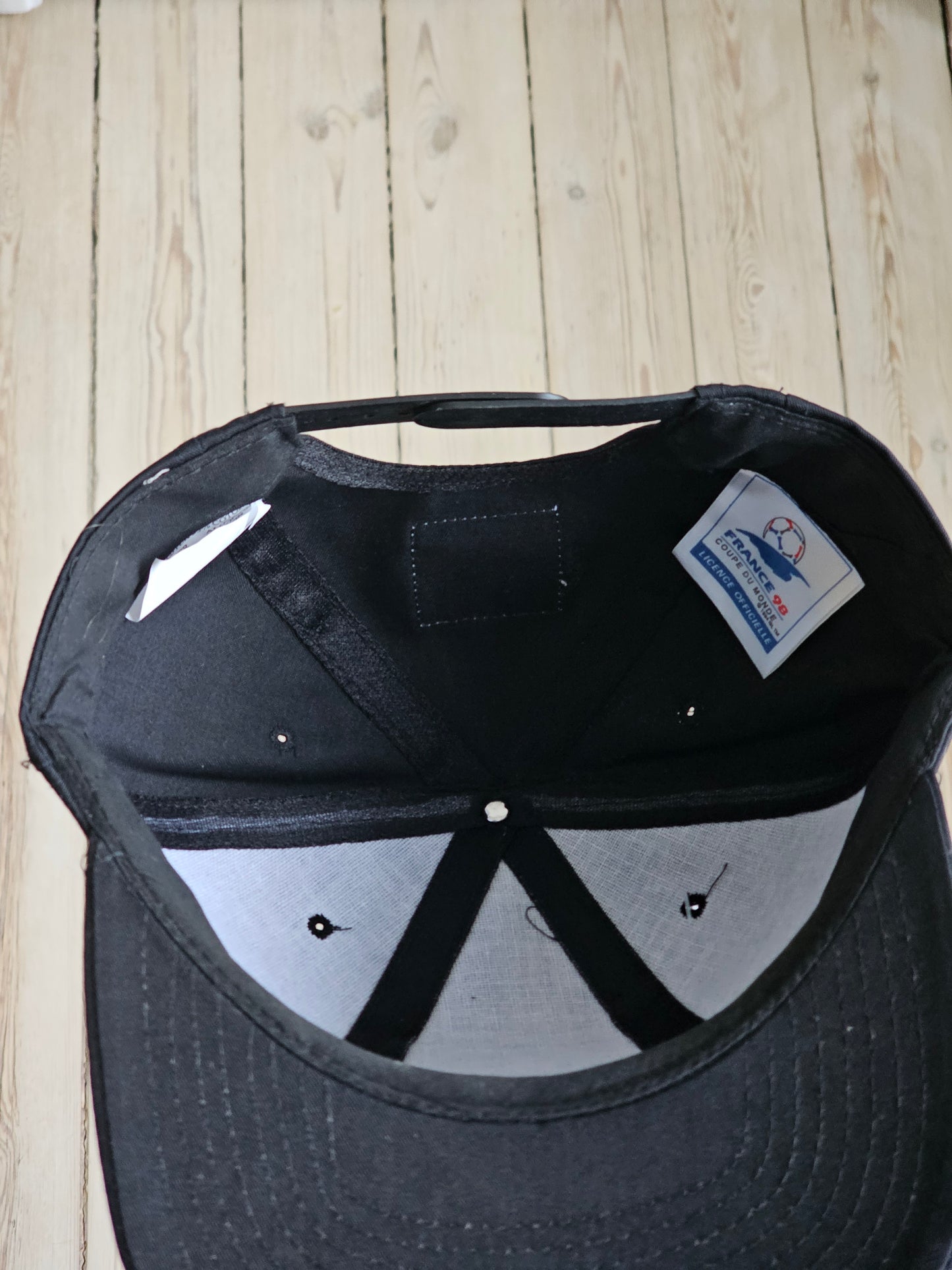 Jalkapallon MM-kisojen lippis 1998