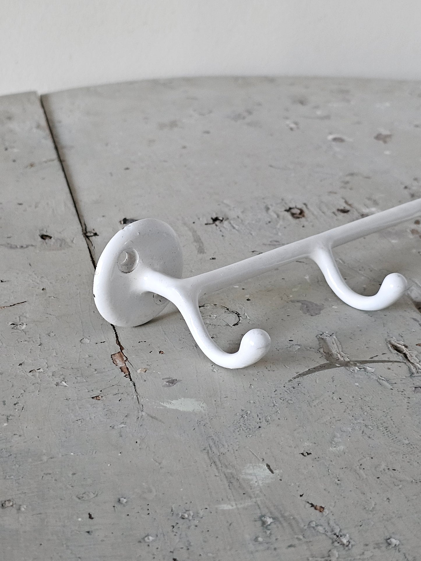 Wärtsilän emaloitu naulakko 4-koukkuinen