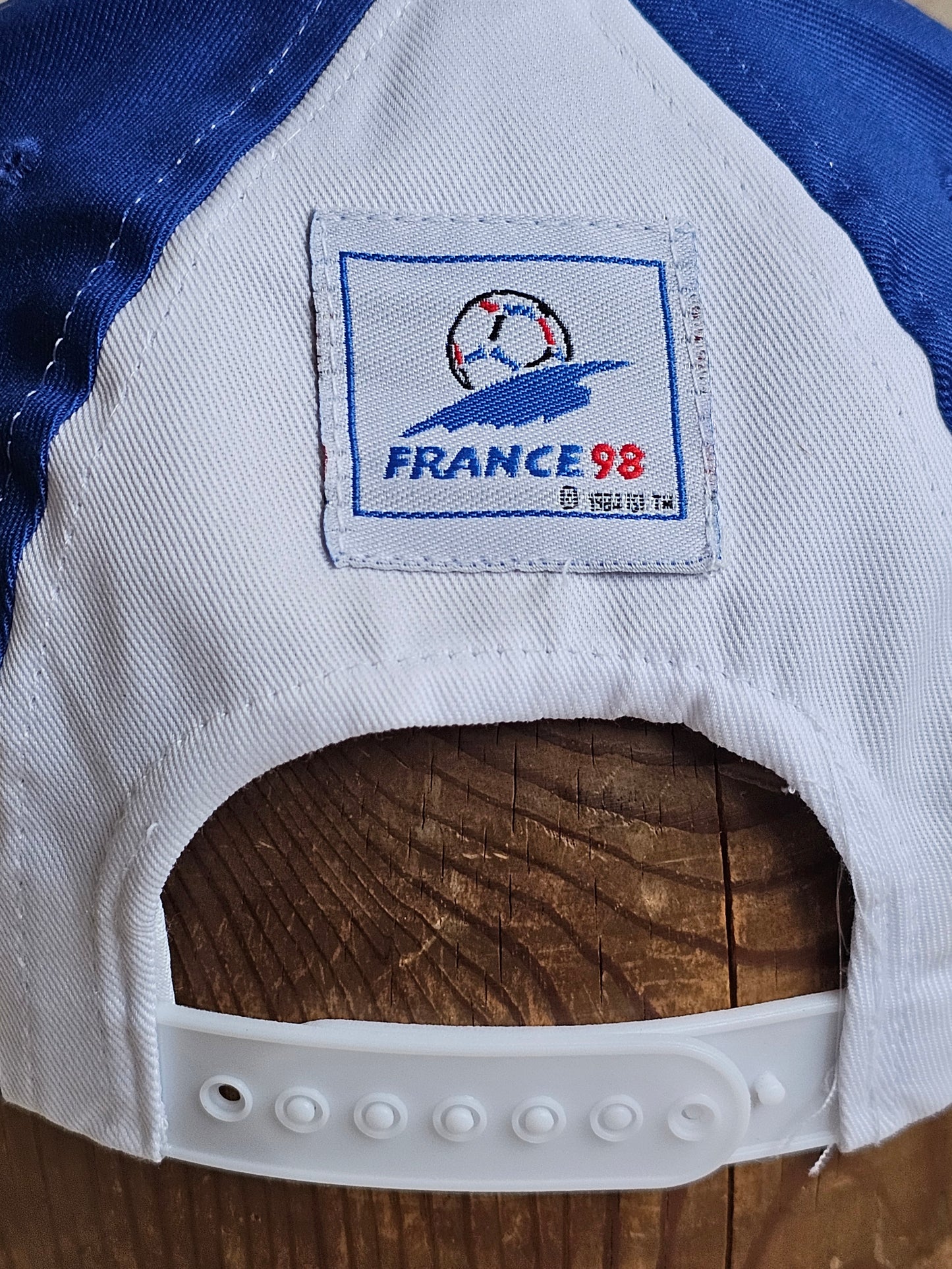 Jalkapallon MM-kisojen lippis 1998