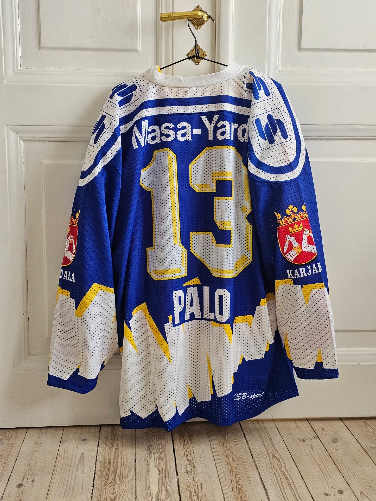 Kiekko-Espoo fanipaita Palo 97-98