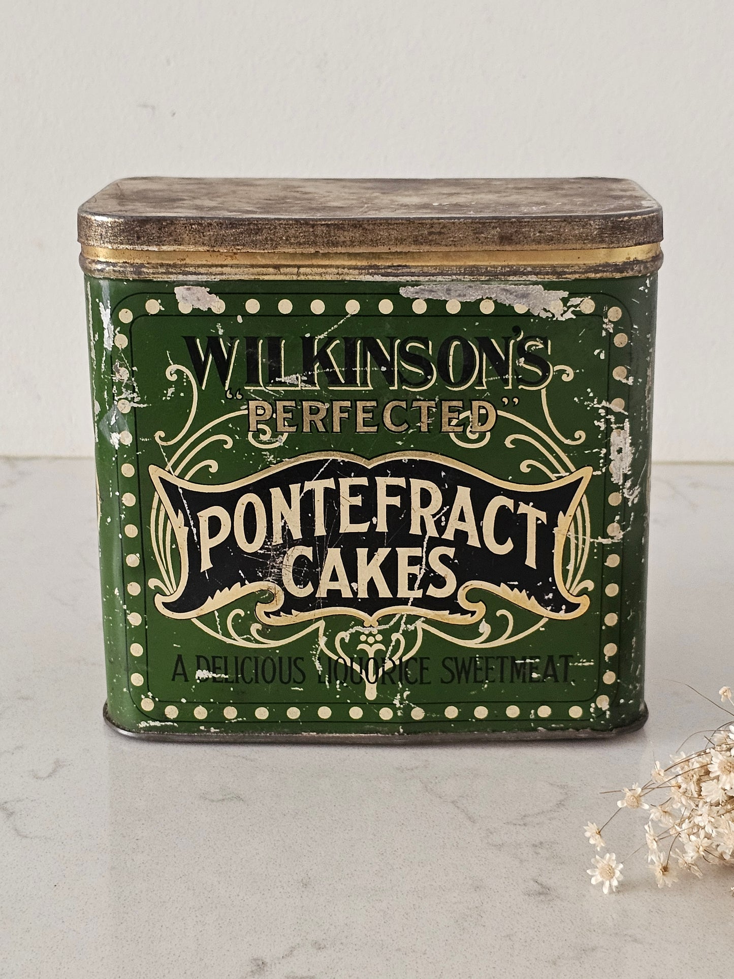 Pontefract cakes-metallilaatikko