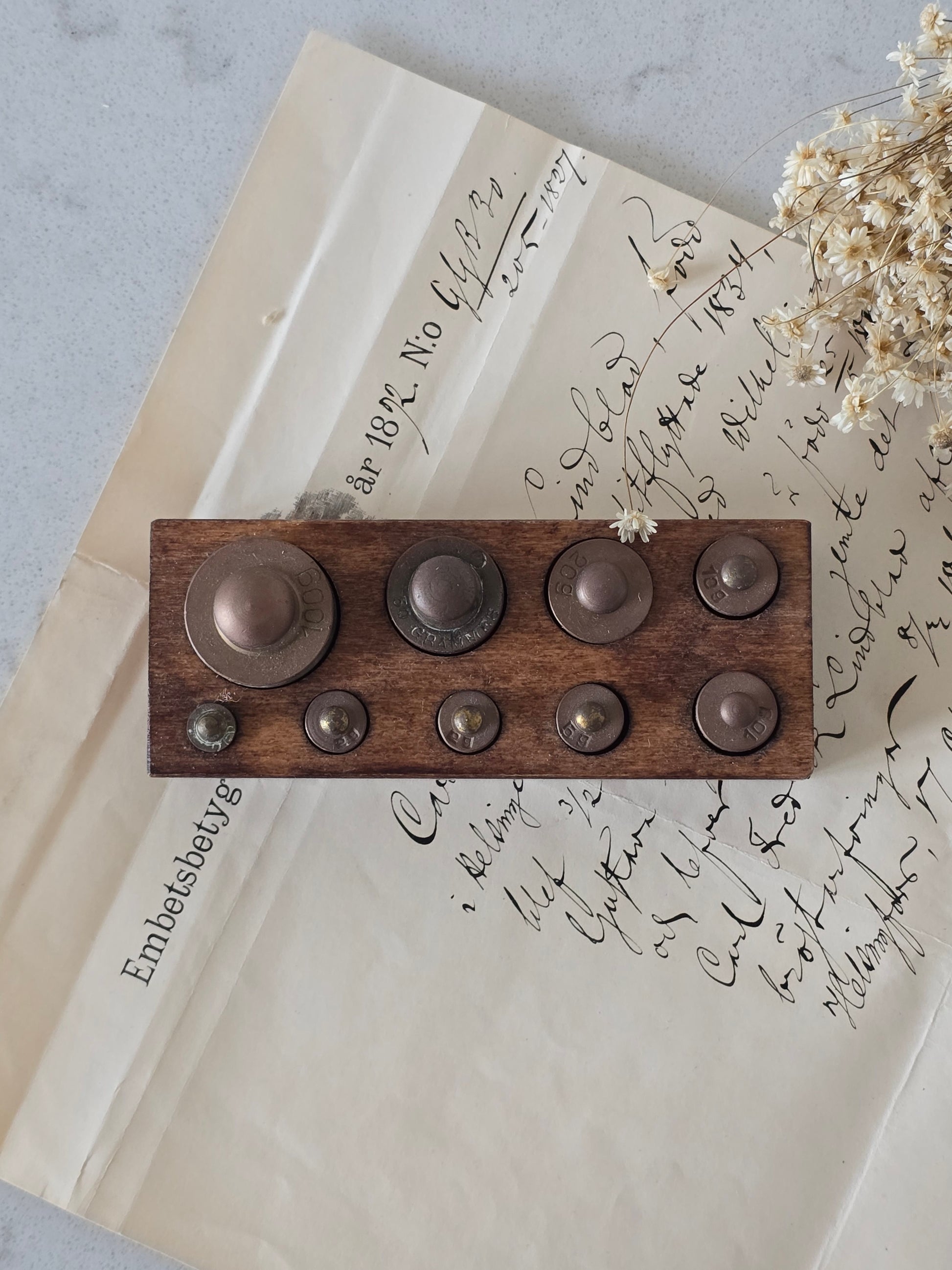 vanha vintage punnussetti