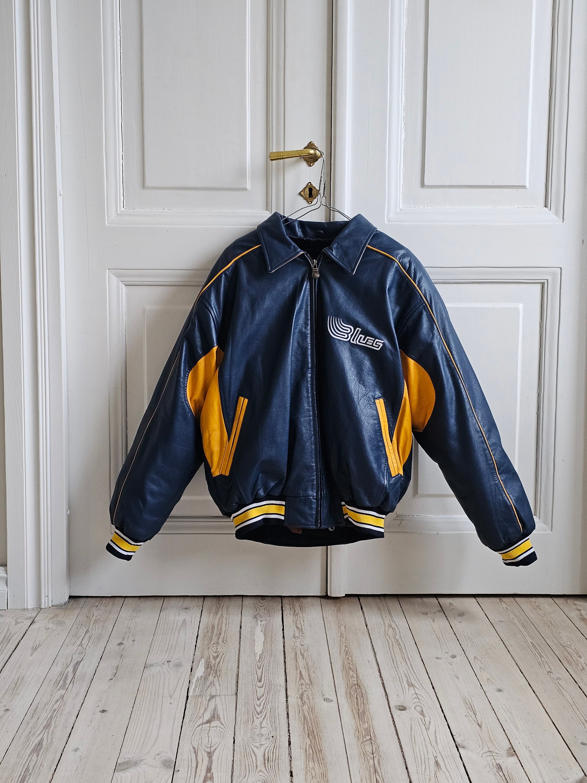 Espoo Blues vintage nahkatakki 90's
