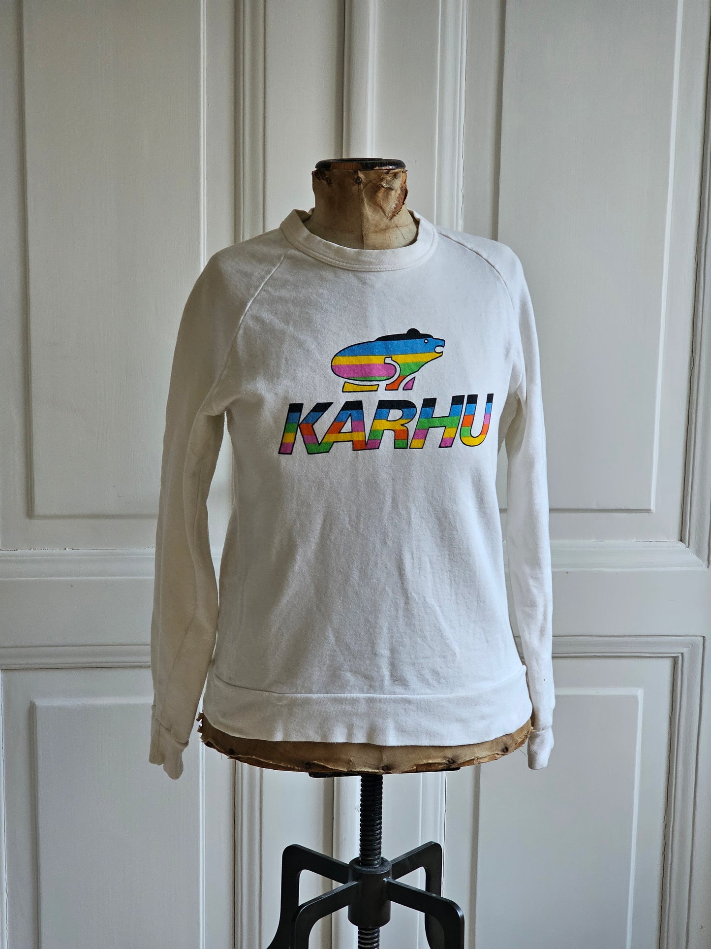 80's Karhu college