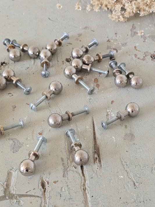 Krominväriset nuppivetimet