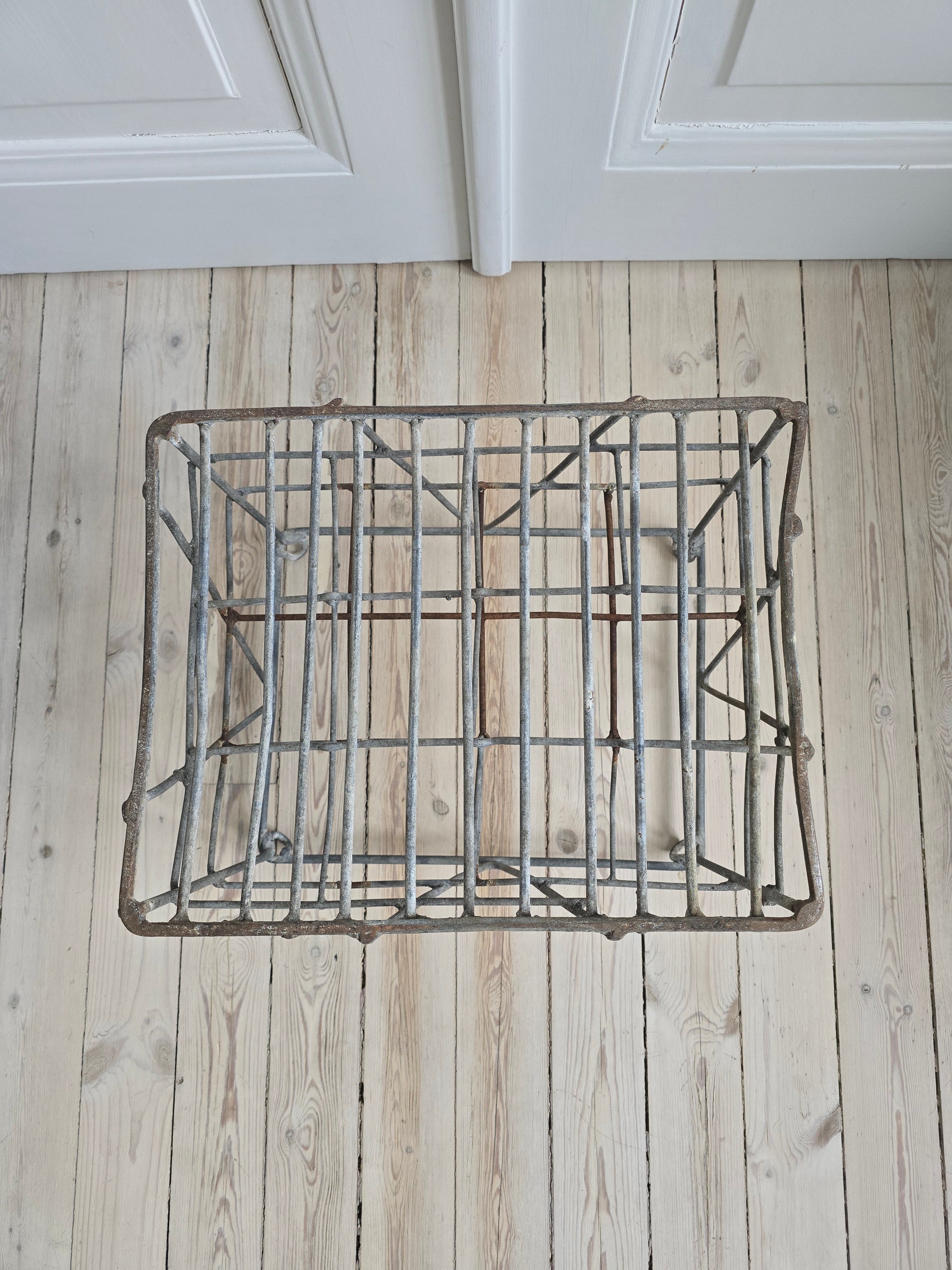 Vanha patinoitunut ranskalainen viinipullokori