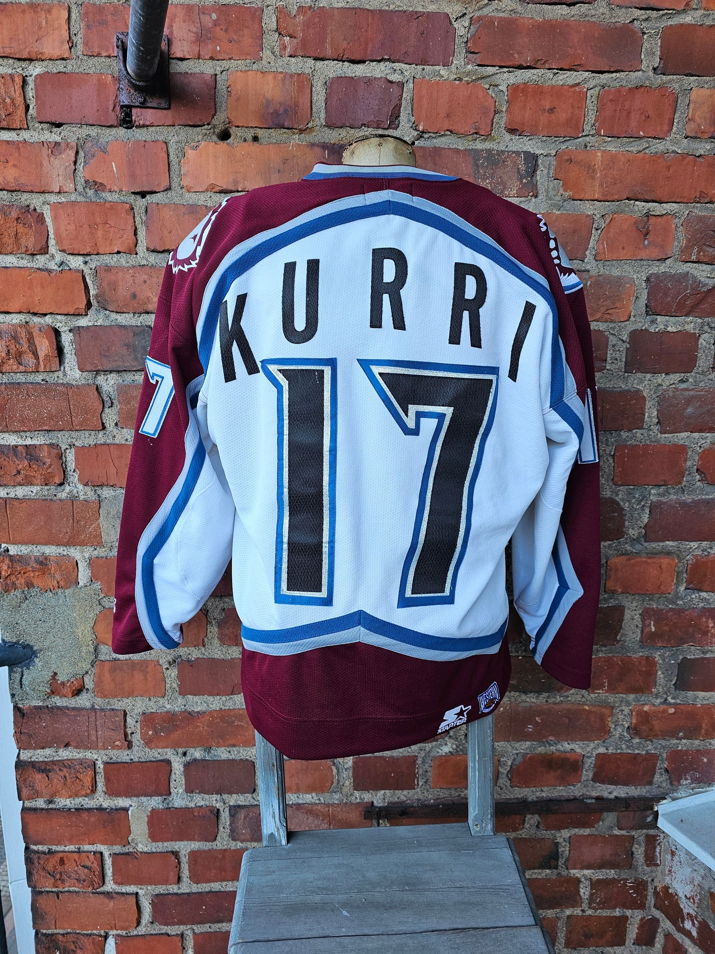 97-98 Jari Kurri, Colorado Avalance fanipaita