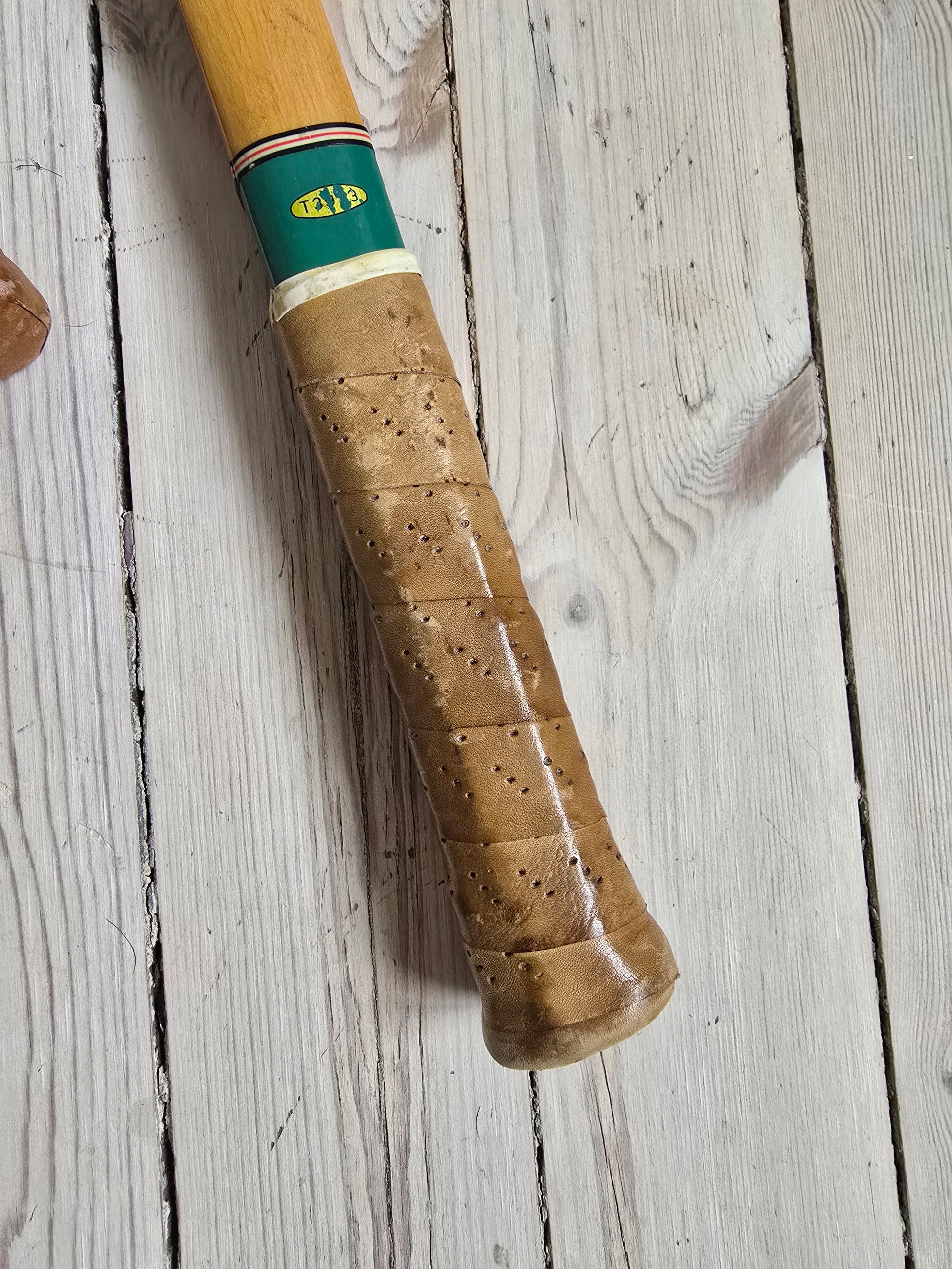 Gold cup vintage-tennismailat 1970-luvulta.