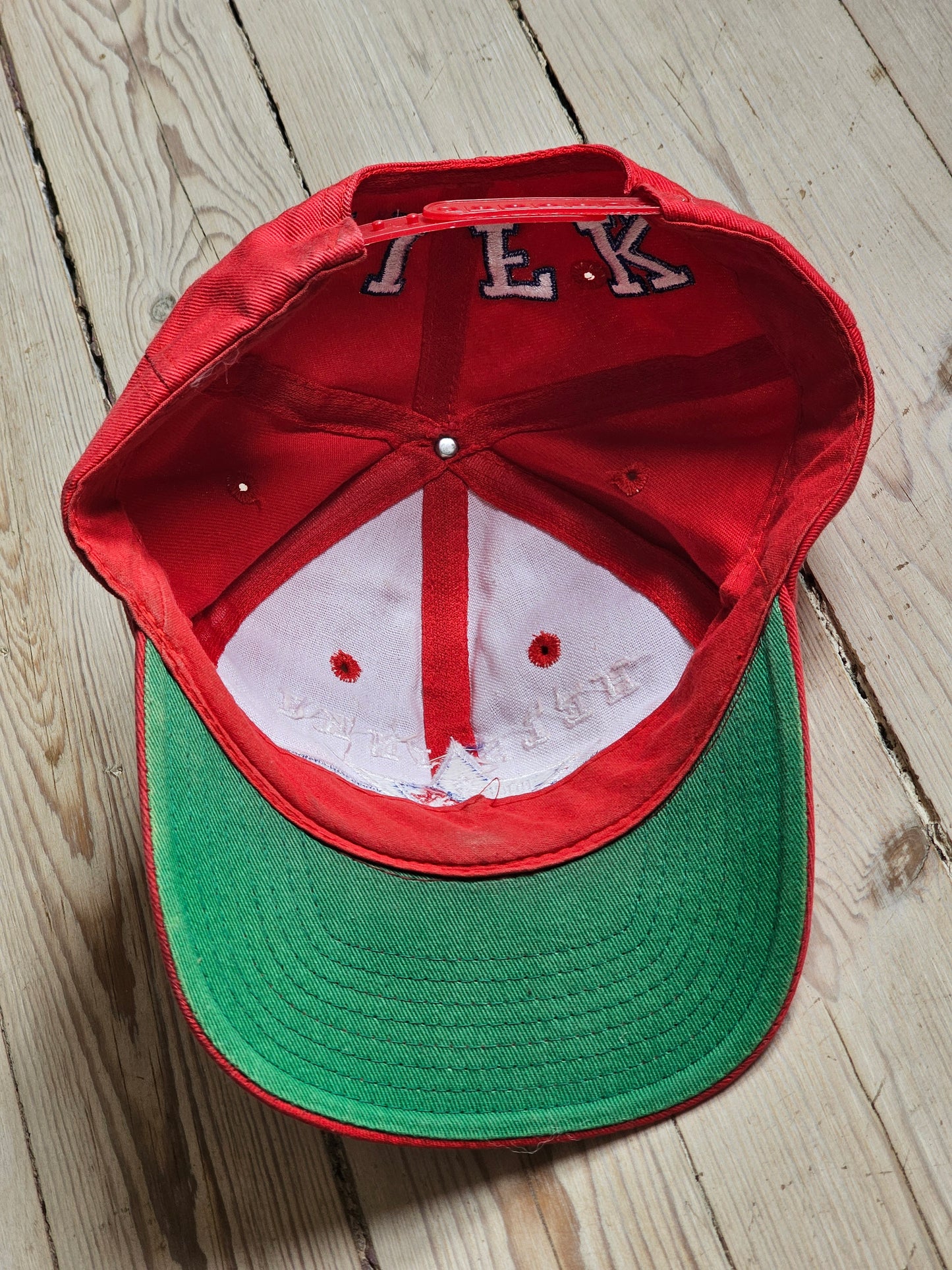 90's HIFK-lippis tähtilogolla